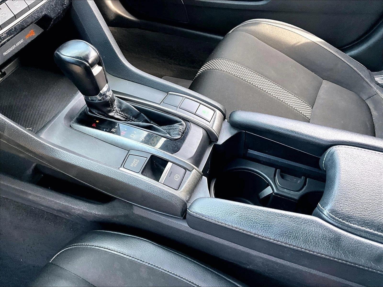 Used 2021 Lunar Silver Metallic Honda Sport image 15