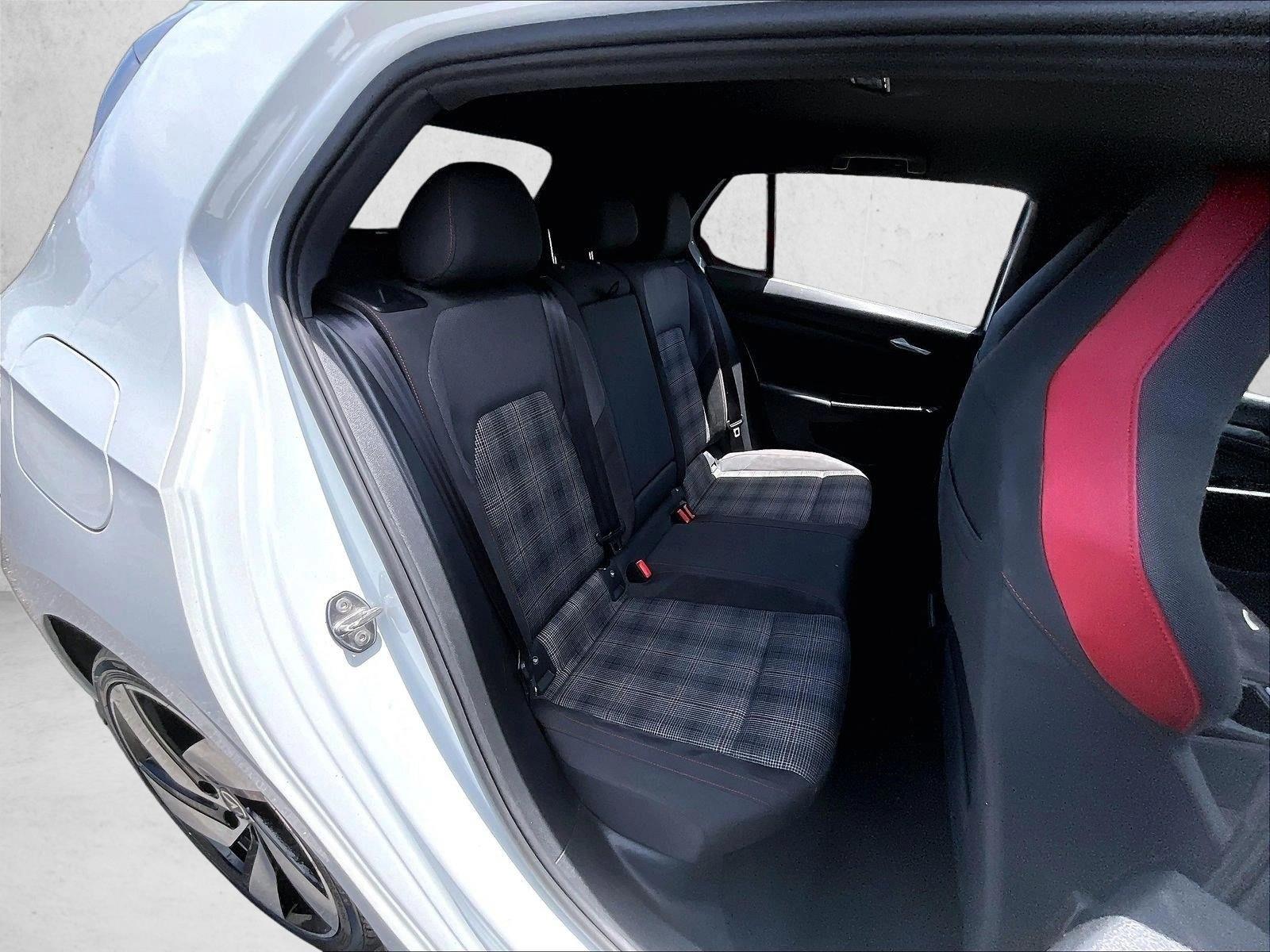 Used 2023 White Volkswagen S image 29