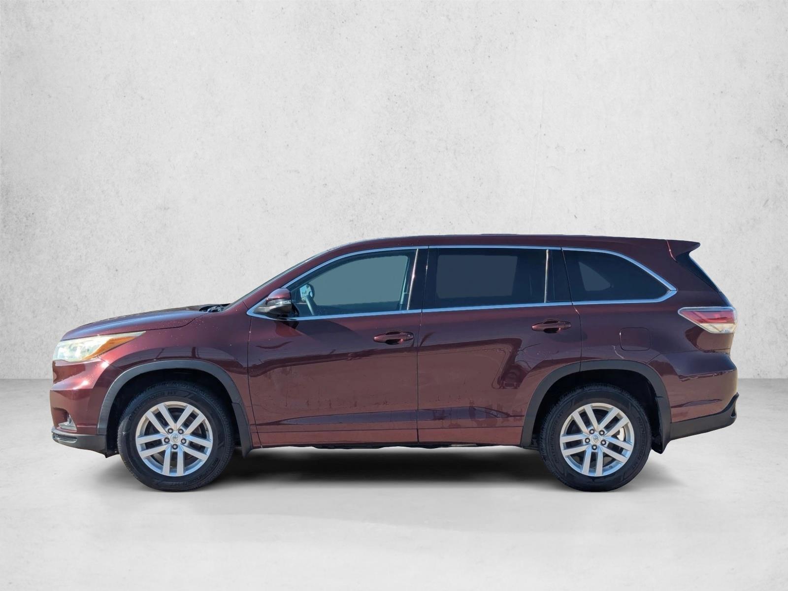 Thumbnail: 2015 Toyota Highlander - 2