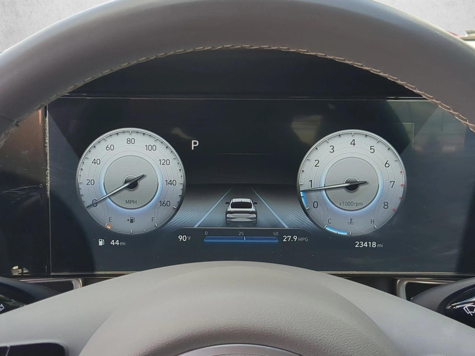 Used 2023 Fluid Metal Hyundai SEL image 11