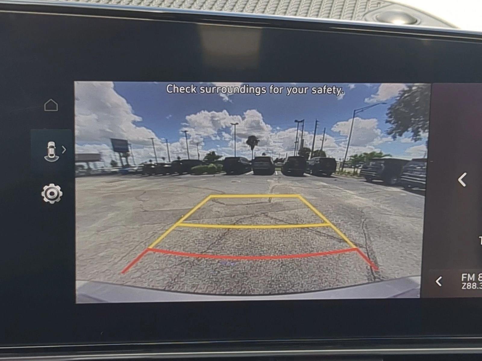 Used 2023 Fluid Metal Hyundai SEL image 14
