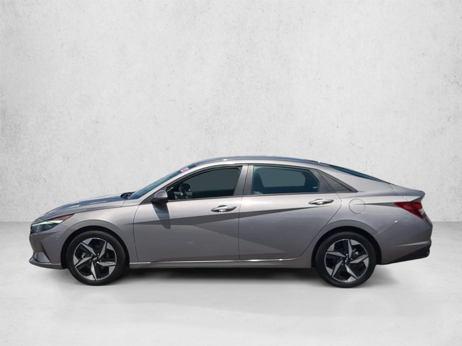 Used 2023 Fluid Metal Hyundai SEL image 9