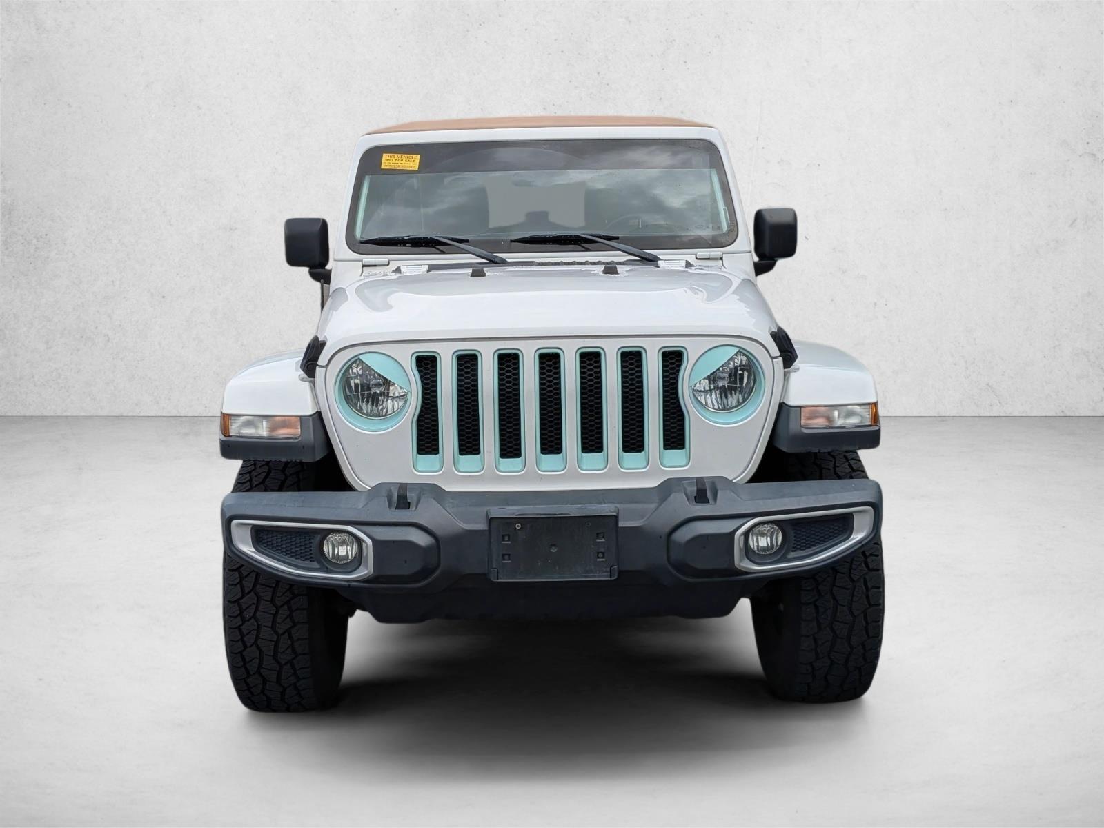 Used 2018 Bright White Clearcoat Jeep Sahara image 3