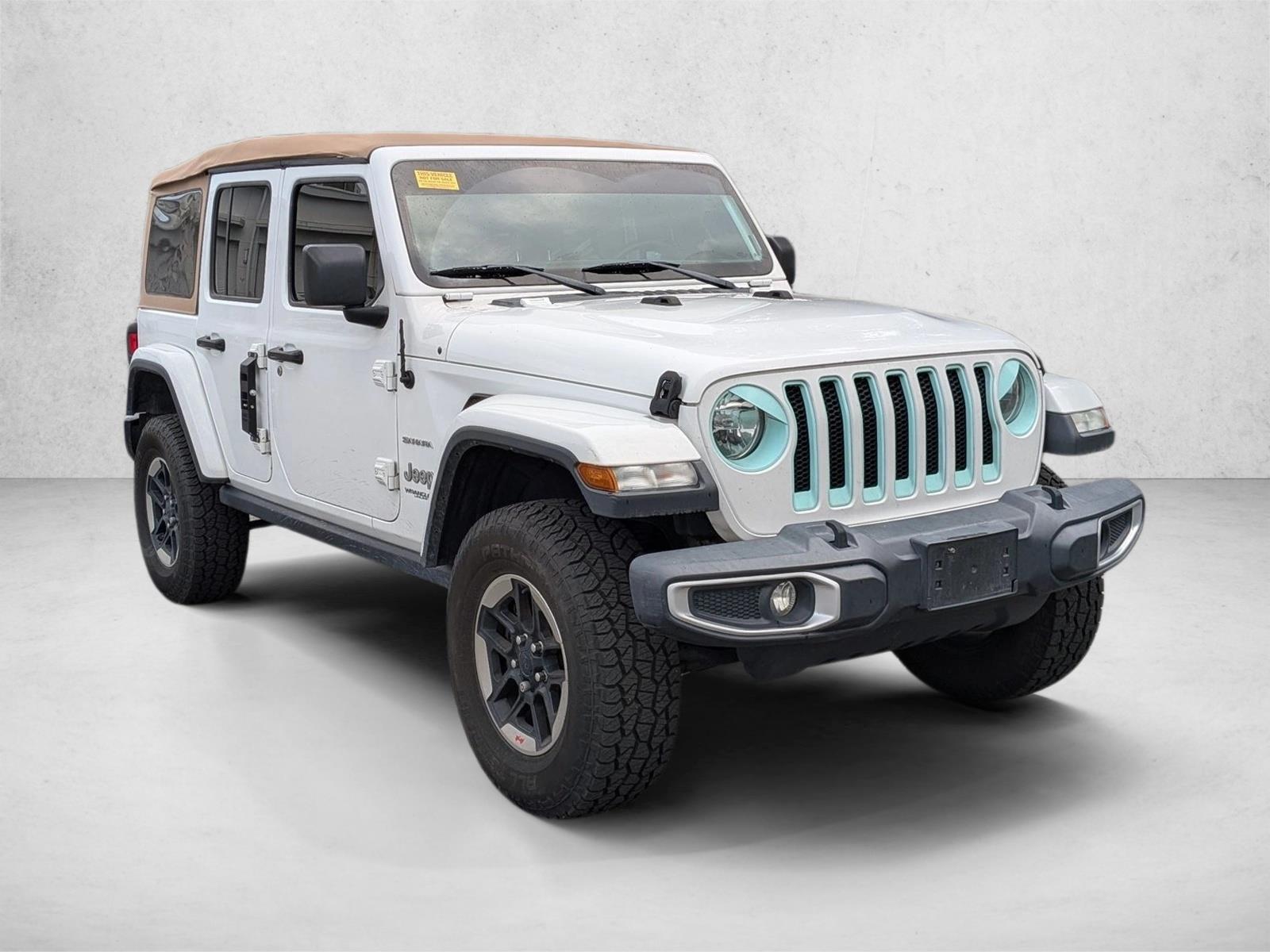 Used 2018 Bright White Clearcoat Jeep Sahara image 4