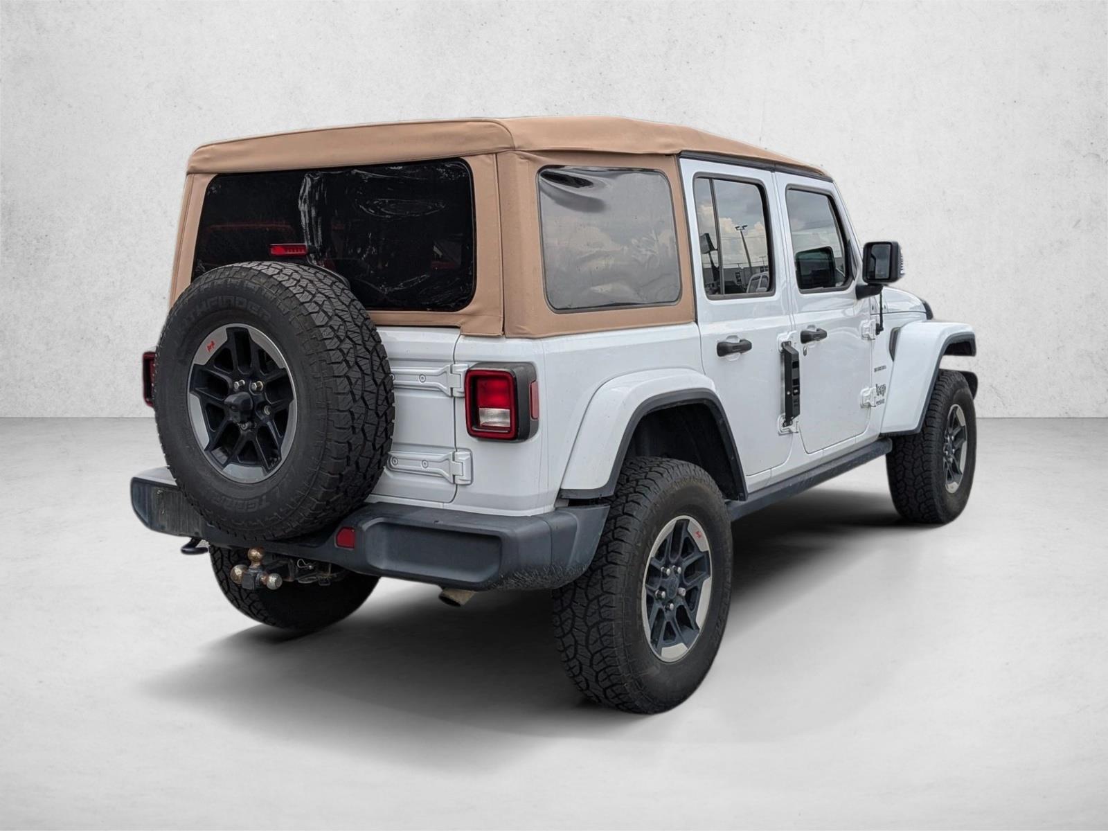 Used 2018 Bright White Clearcoat Jeep Sahara image 6