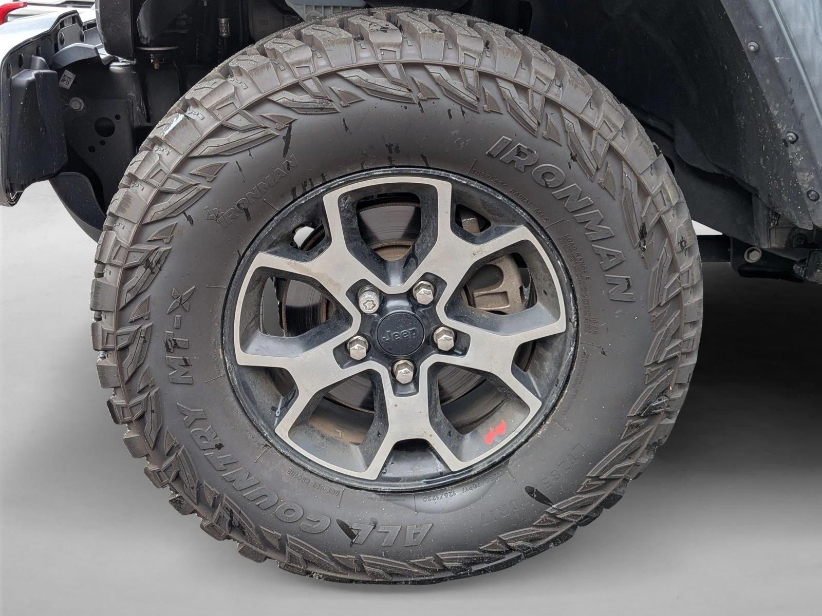 Used 2019 Granite Crystal Metallic Clearcoat Jeep Rubicon image 18