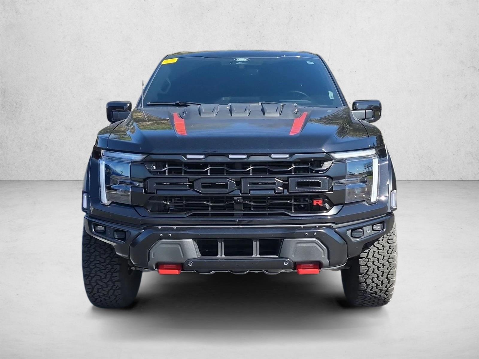 Used 2025 Agate Black Metallic Ford Raptor image 3