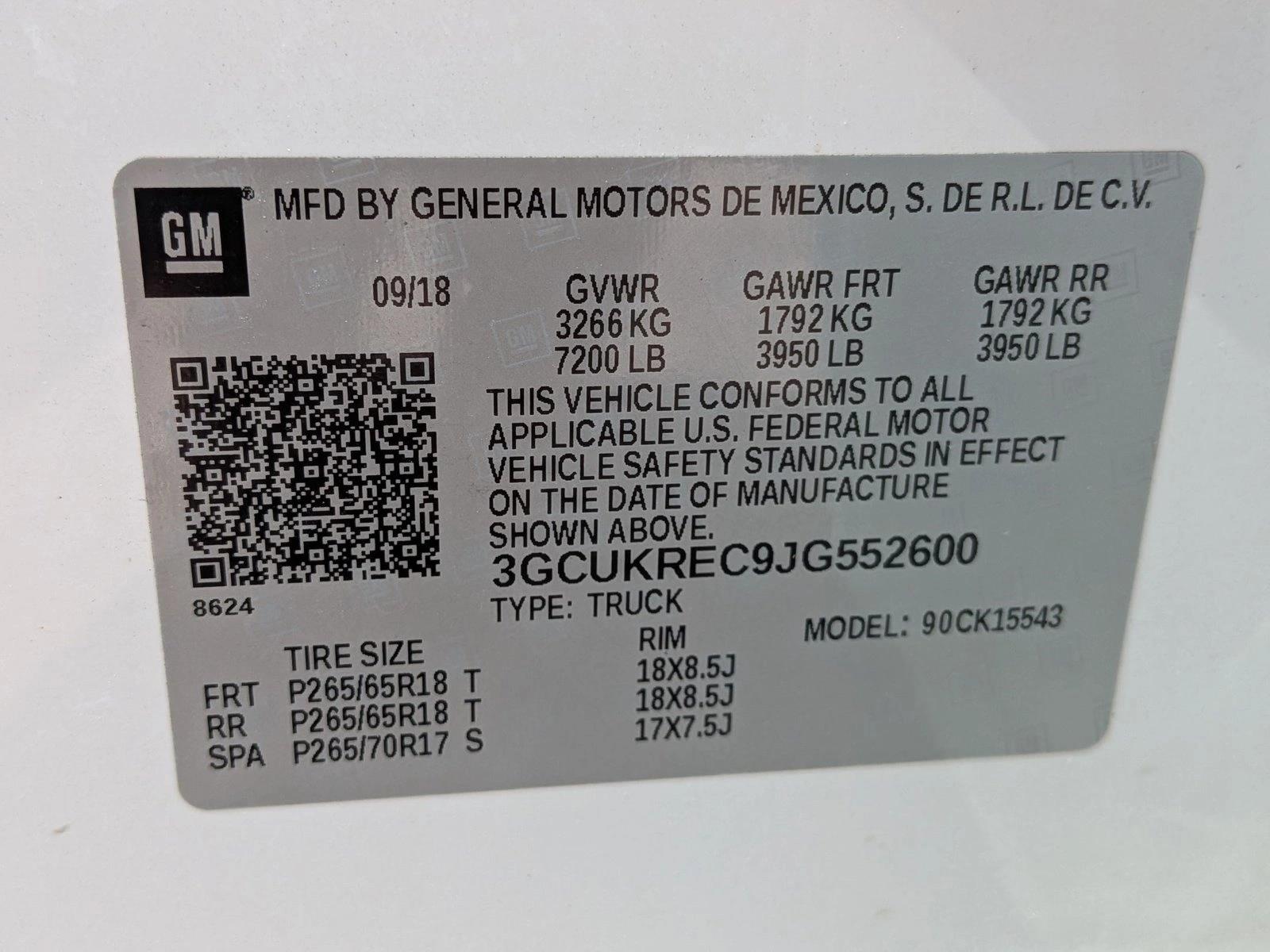 Used 2018 Summit White Chevrolet LT image 22