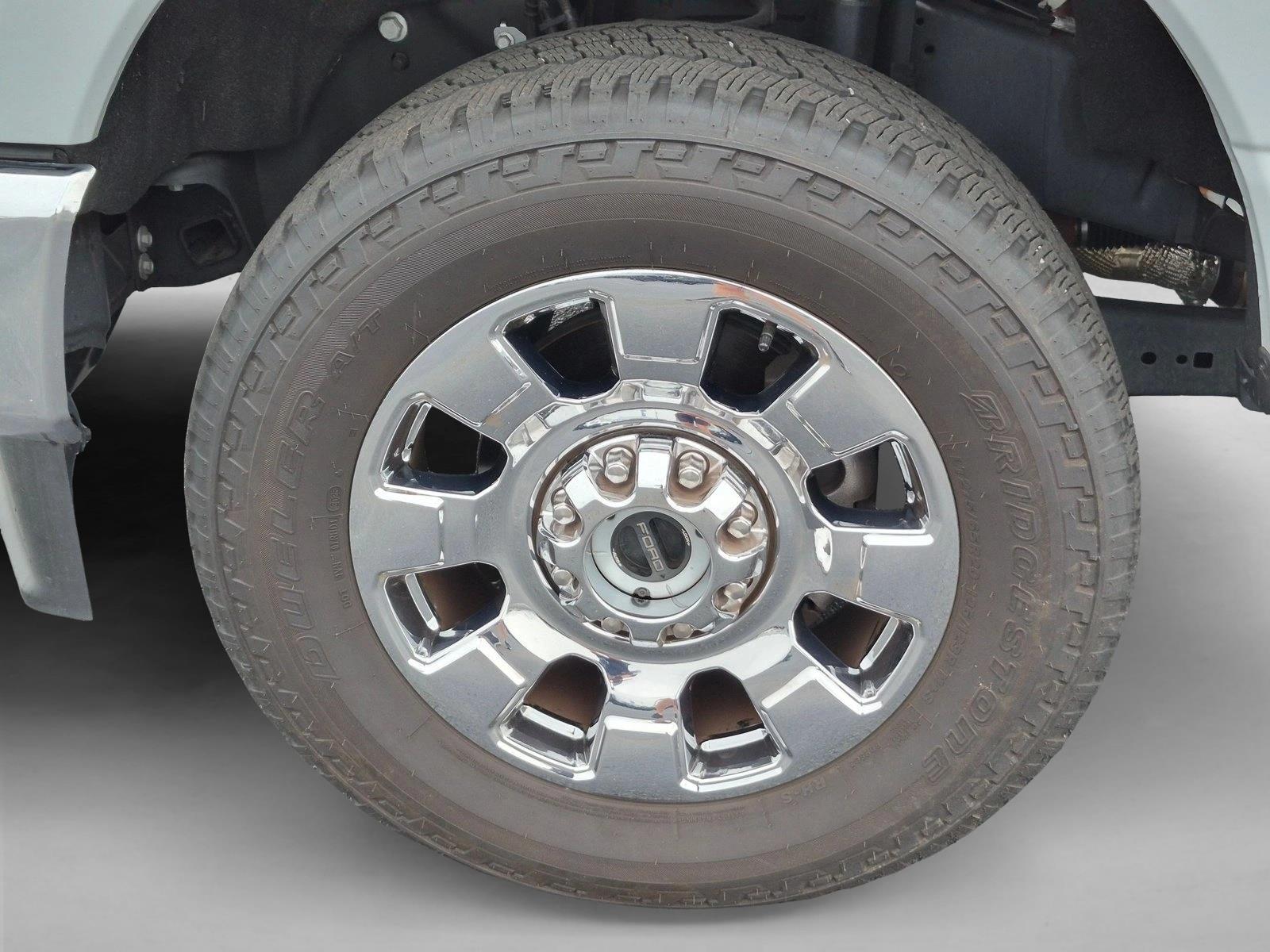 Used 2026 Avalanche Ford LARIAT image 10
