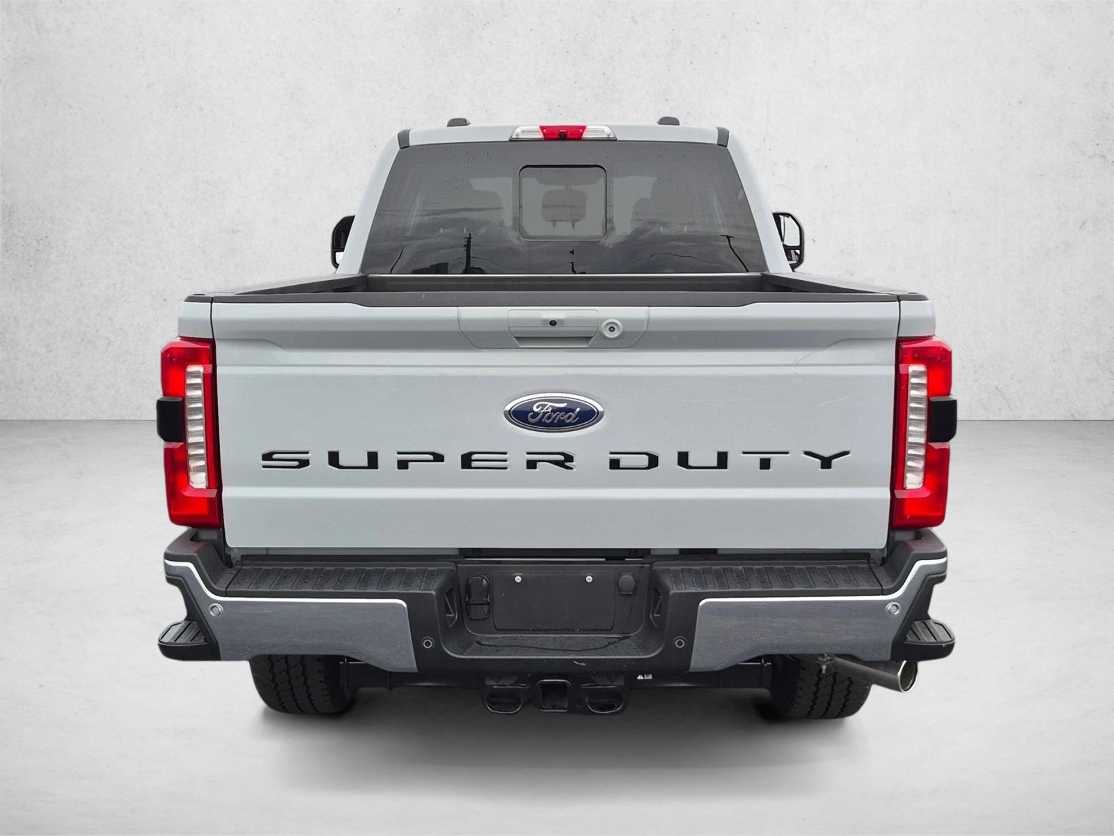 Used 2026 Avalanche Ford LARIAT image 6