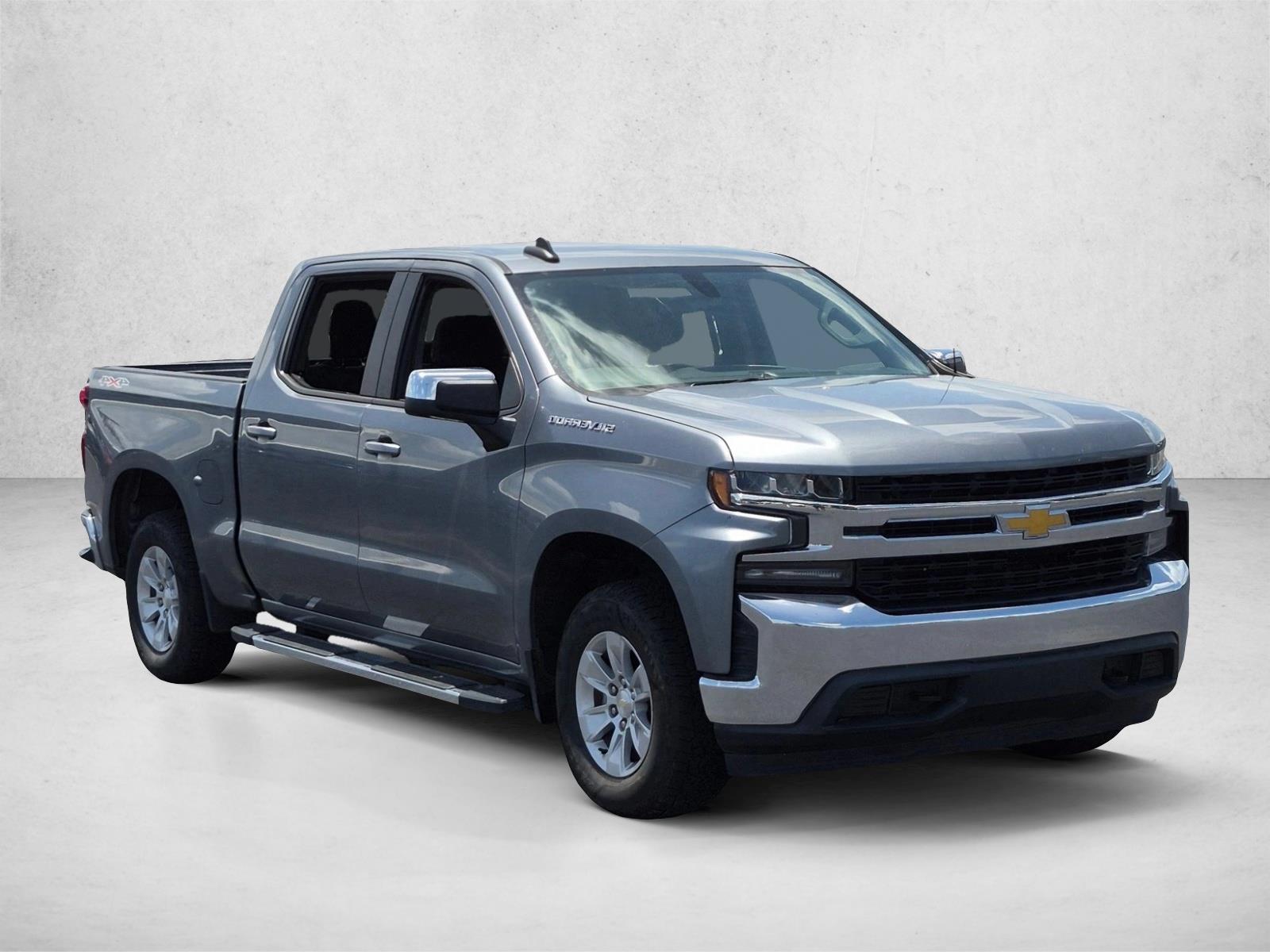 Used 2019 Satin Steel Metallic Chevrolet LT image 3