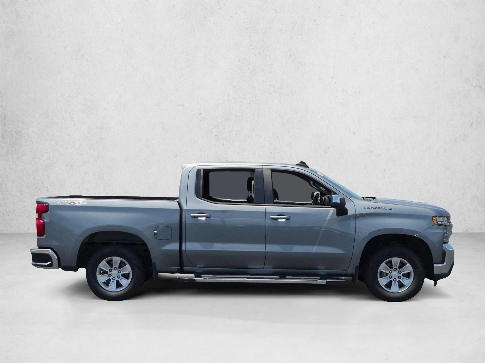Used 2019 Satin Steel Metallic Chevrolet LT image 4