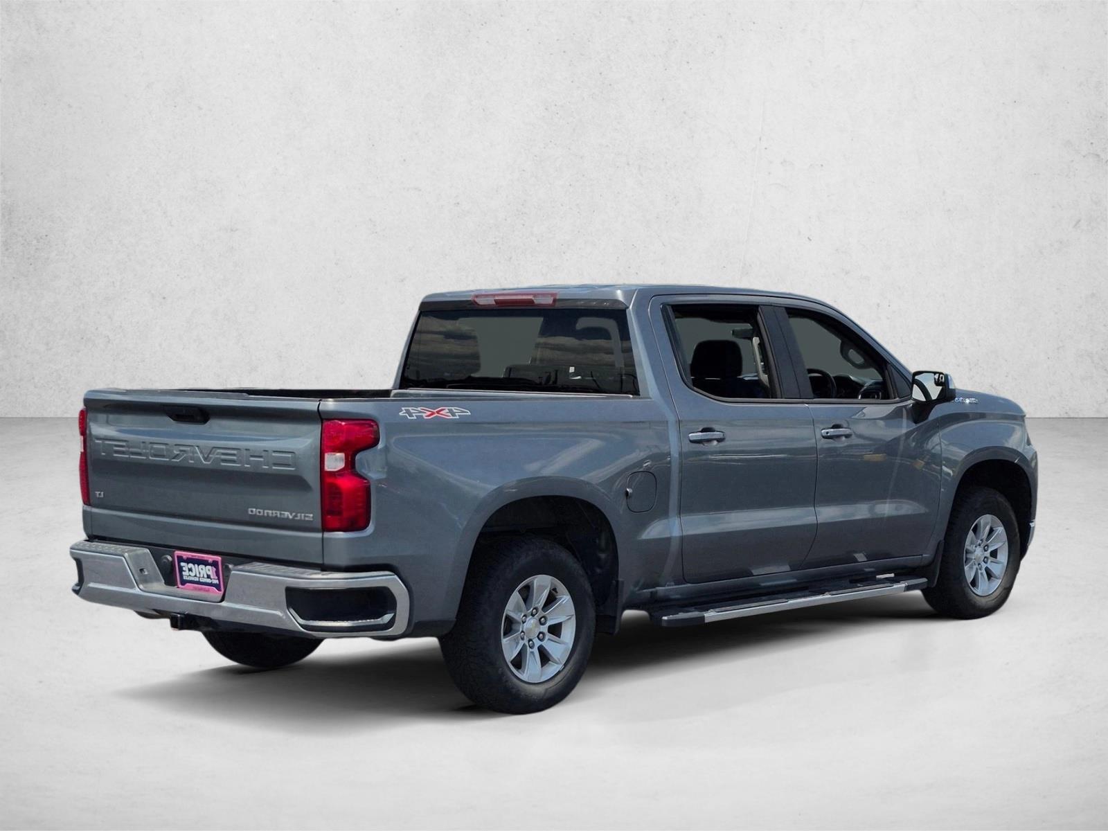 Used 2019 Satin Steel Metallic Chevrolet LT image 5