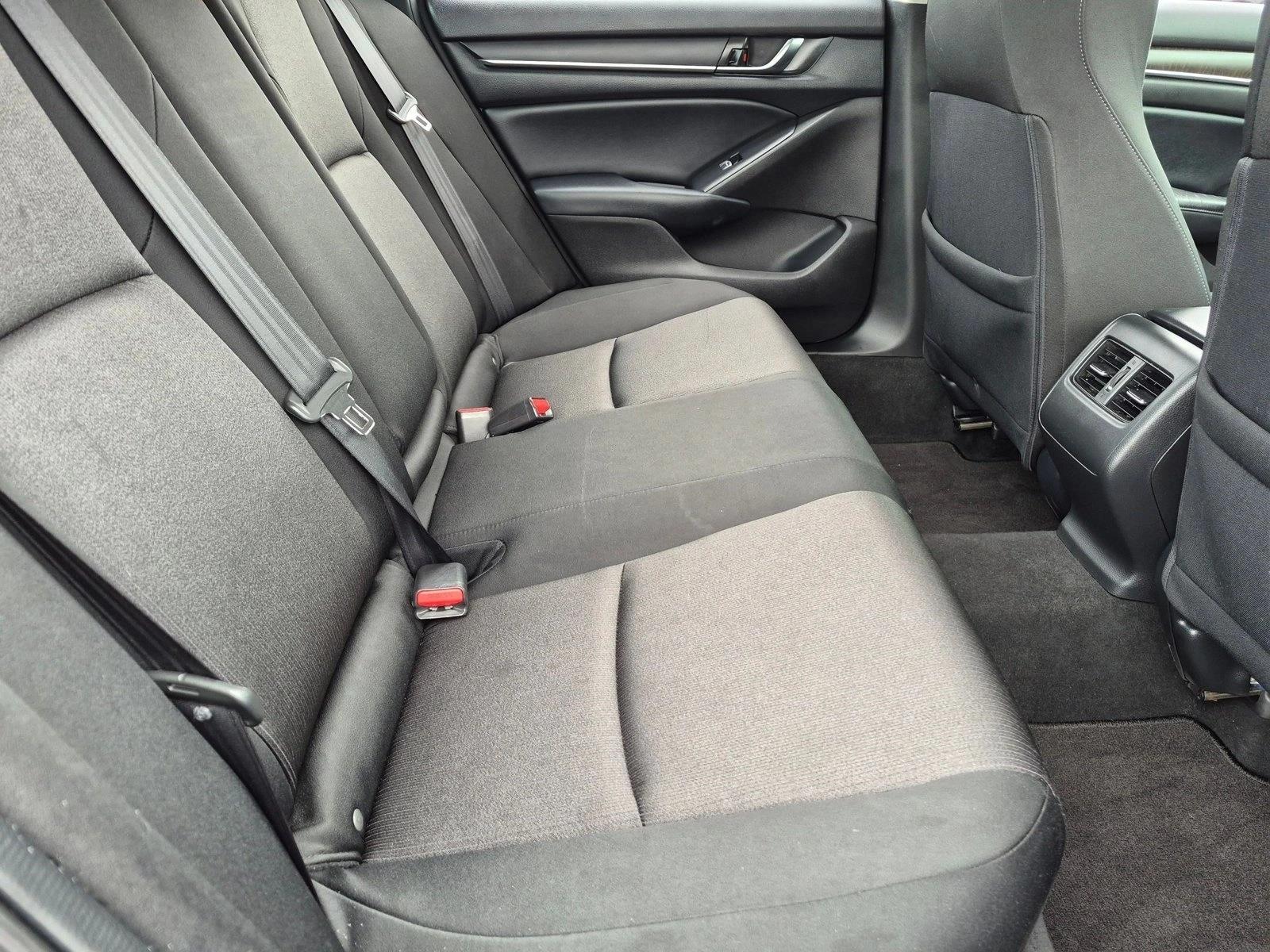 Used 2018  Honda EX 1.5T image 18