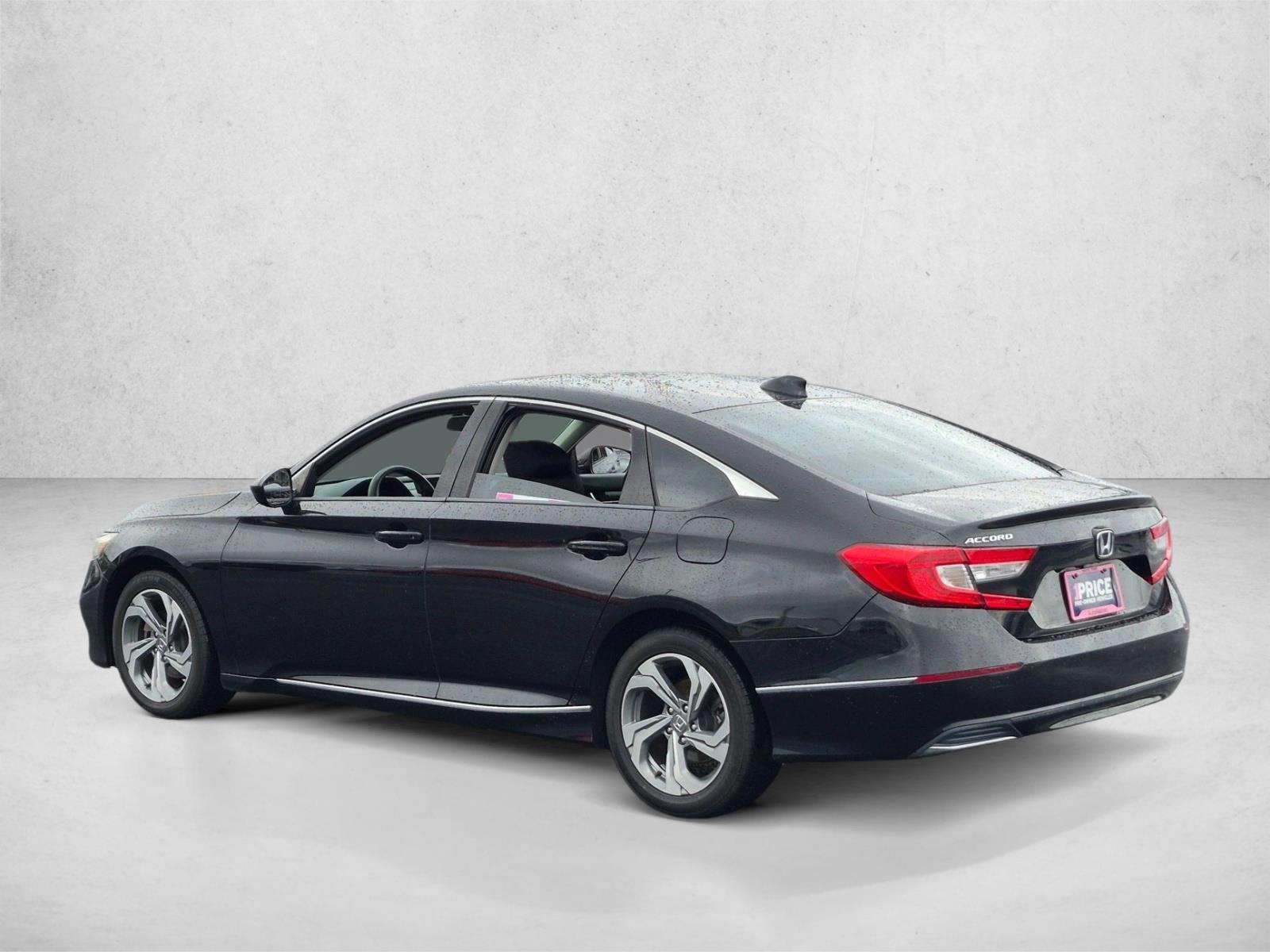 Used 2018  Honda EX 1.5T image 8