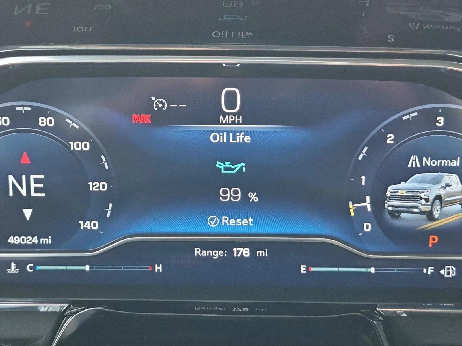 Used 2023 Summit White Chevrolet RST image 11