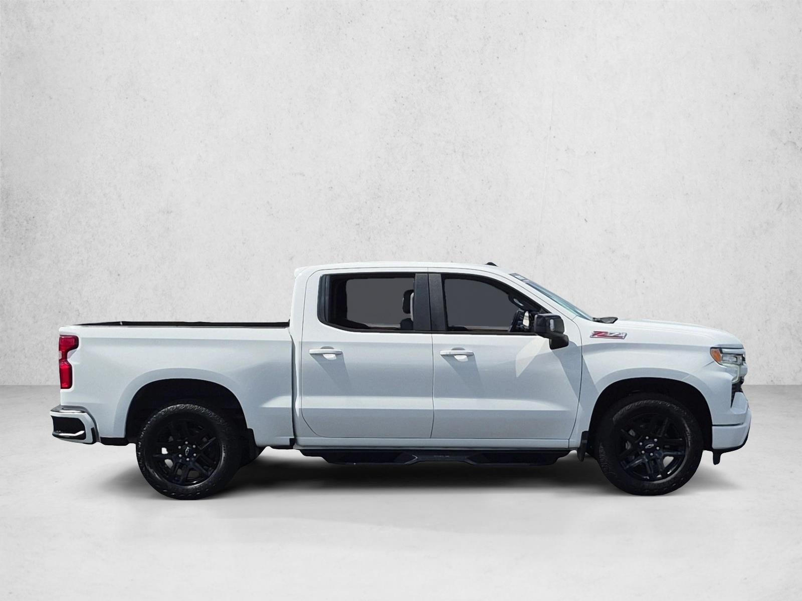 Used 2023 Summit White Chevrolet RST image 4