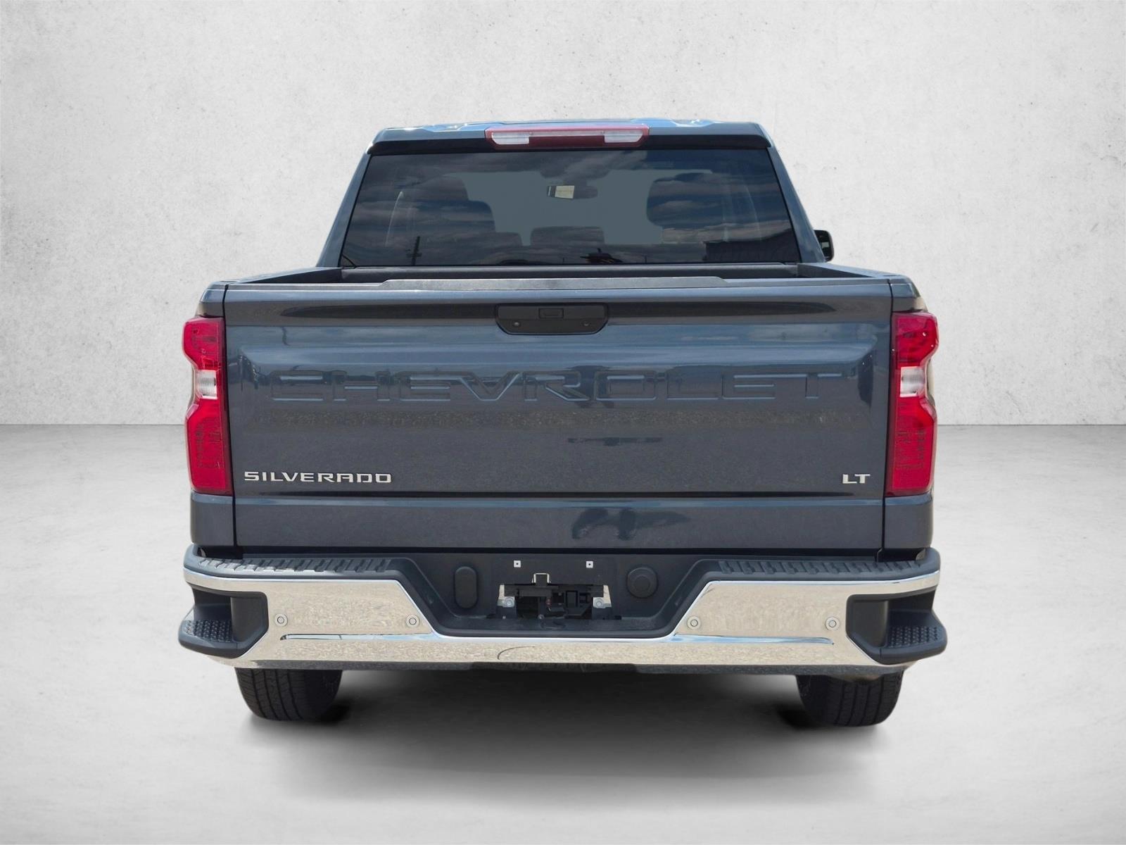 Used 2020 Shadow Gray Metallic Chevrolet LT image 6