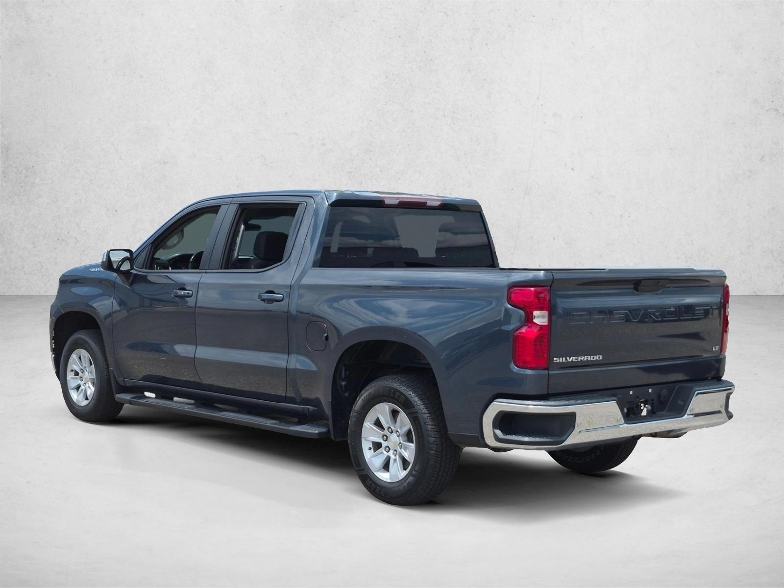 Used 2020 Shadow Gray Metallic Chevrolet LT image 7