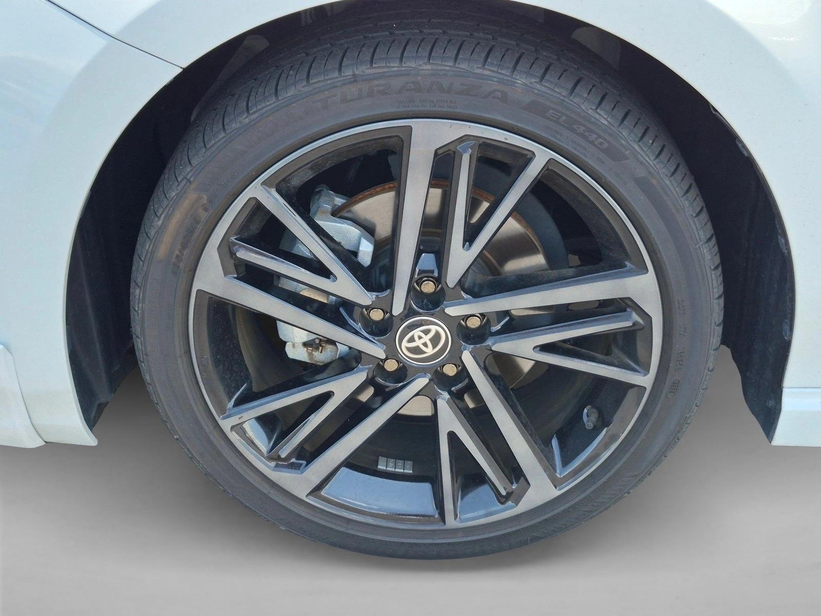 Used 2025 Wind Chill Pearl/Midnight Black Metallic Toyota XSE image 10