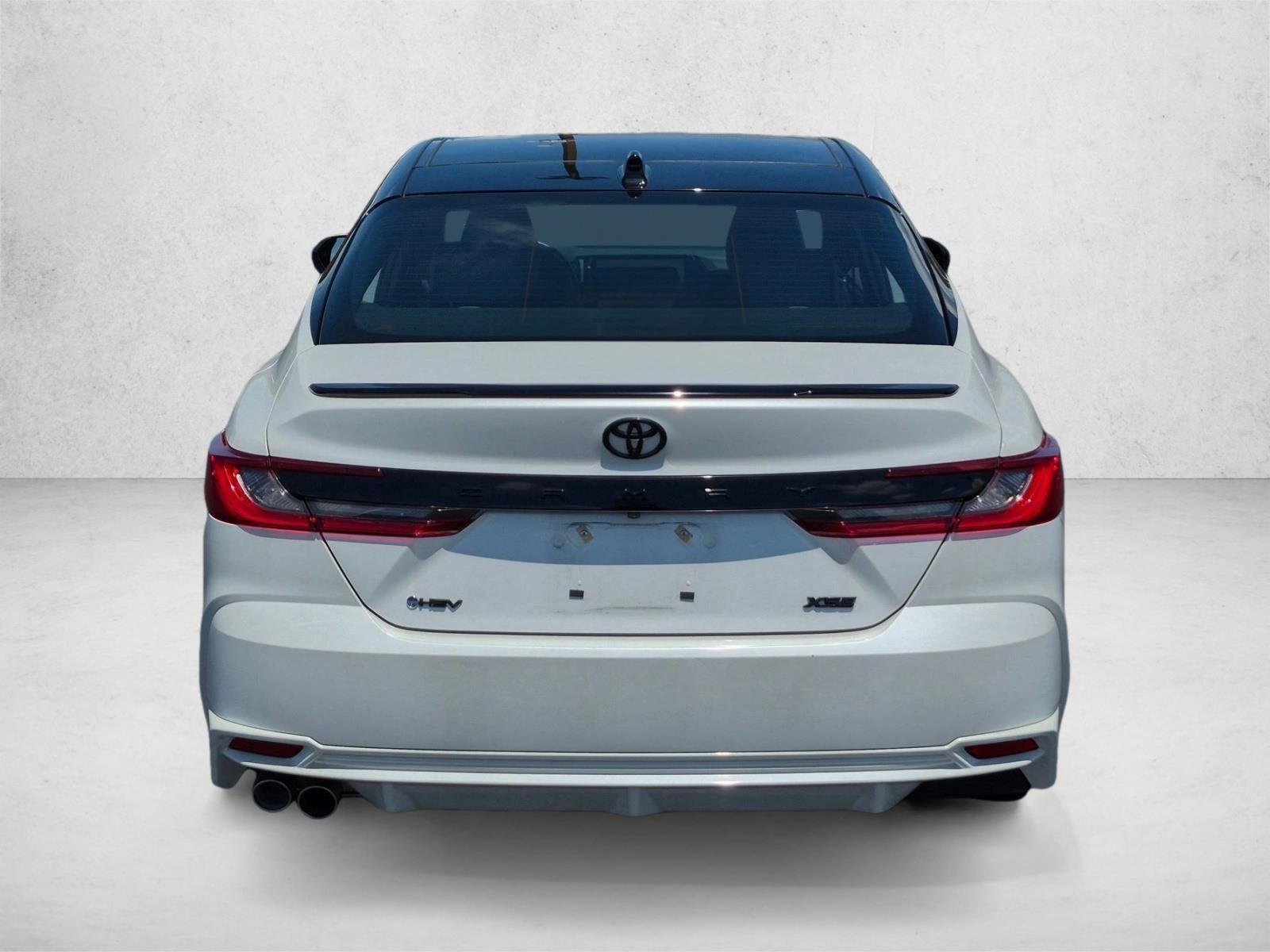 Used 2025 Wind Chill Pearl/Midnight Black Metallic Toyota XSE image 6