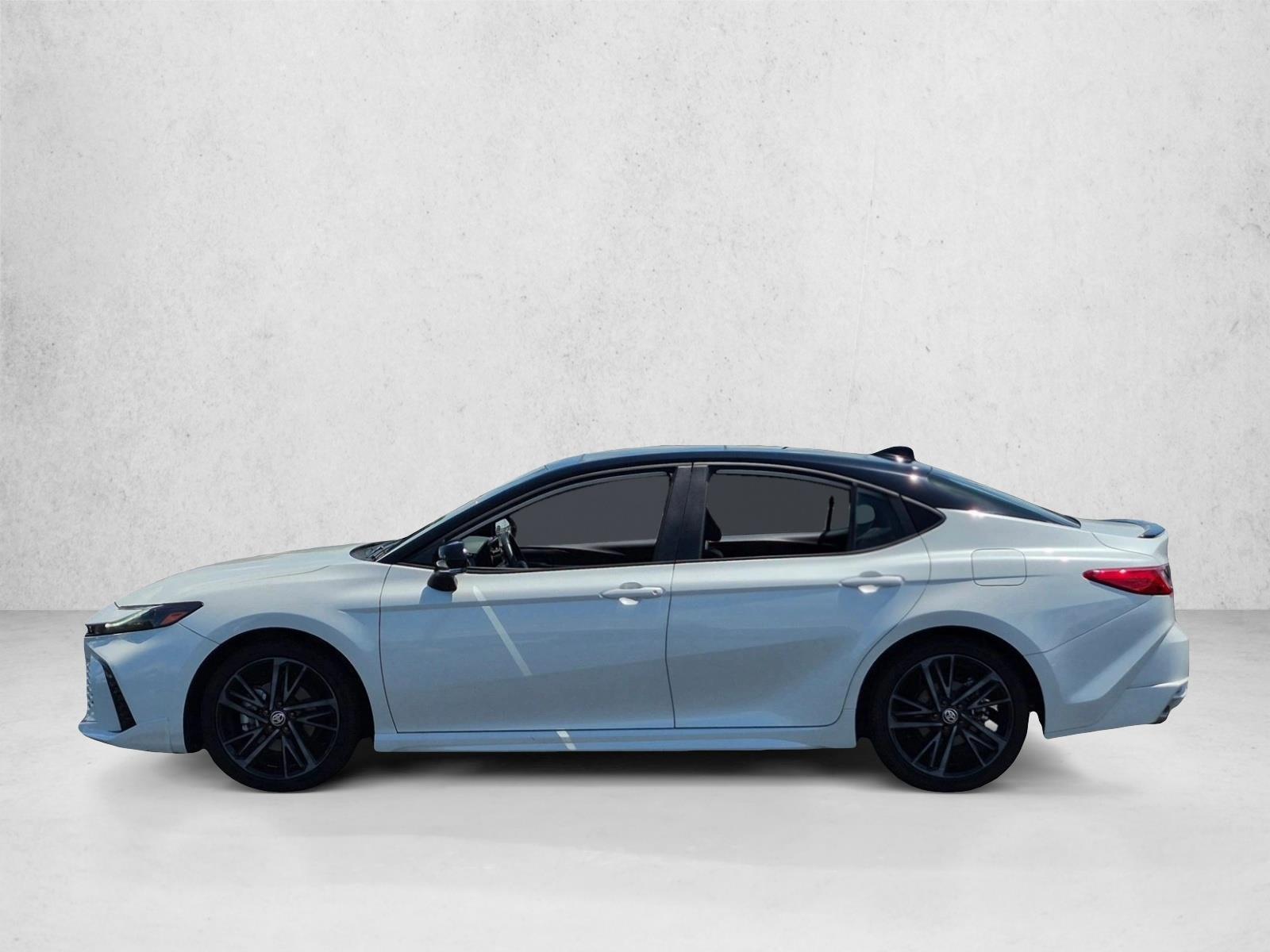 Used 2025 Wind Chill Pearl/Midnight Black Metallic Toyota XSE image 8