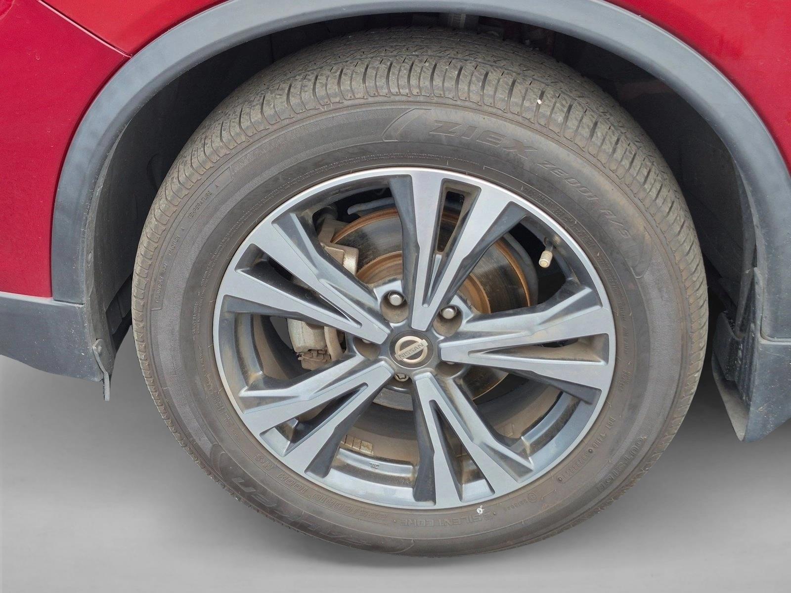 Used 2018 Scarlet Ember Nissan SL image 10