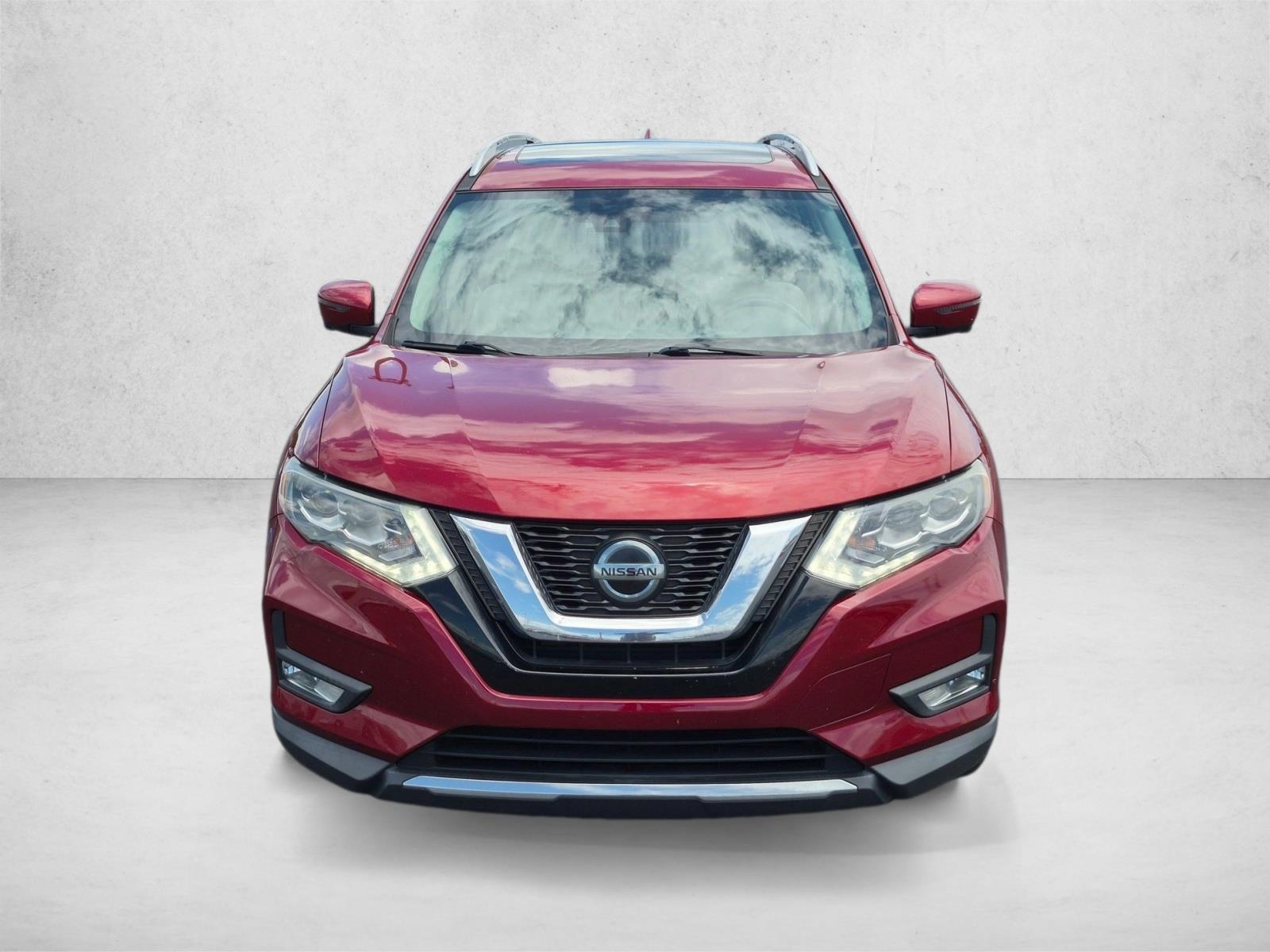 Used 2018 Scarlet Ember Nissan SL image 2