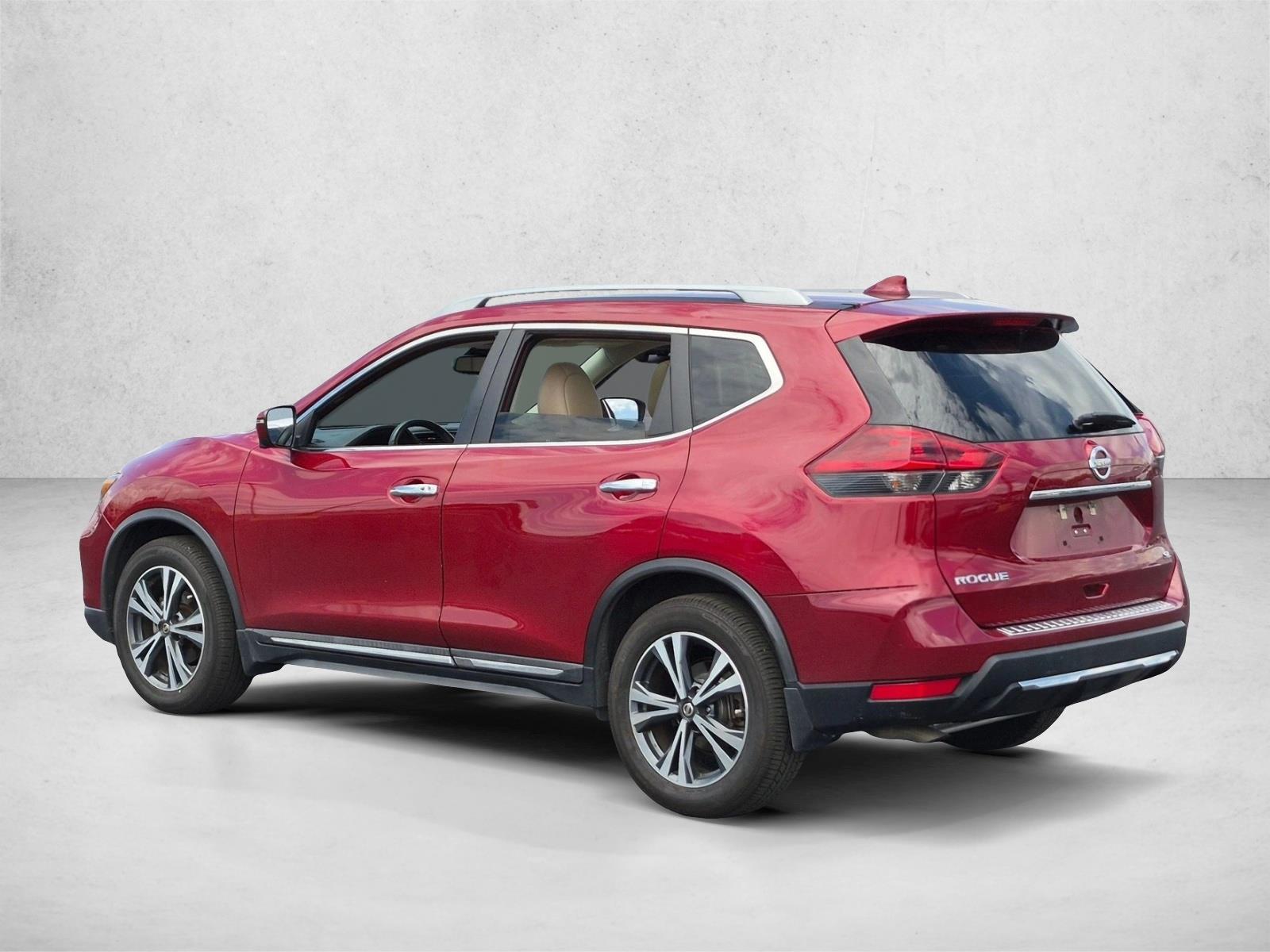 Used 2018 Scarlet Ember Nissan SL image 7