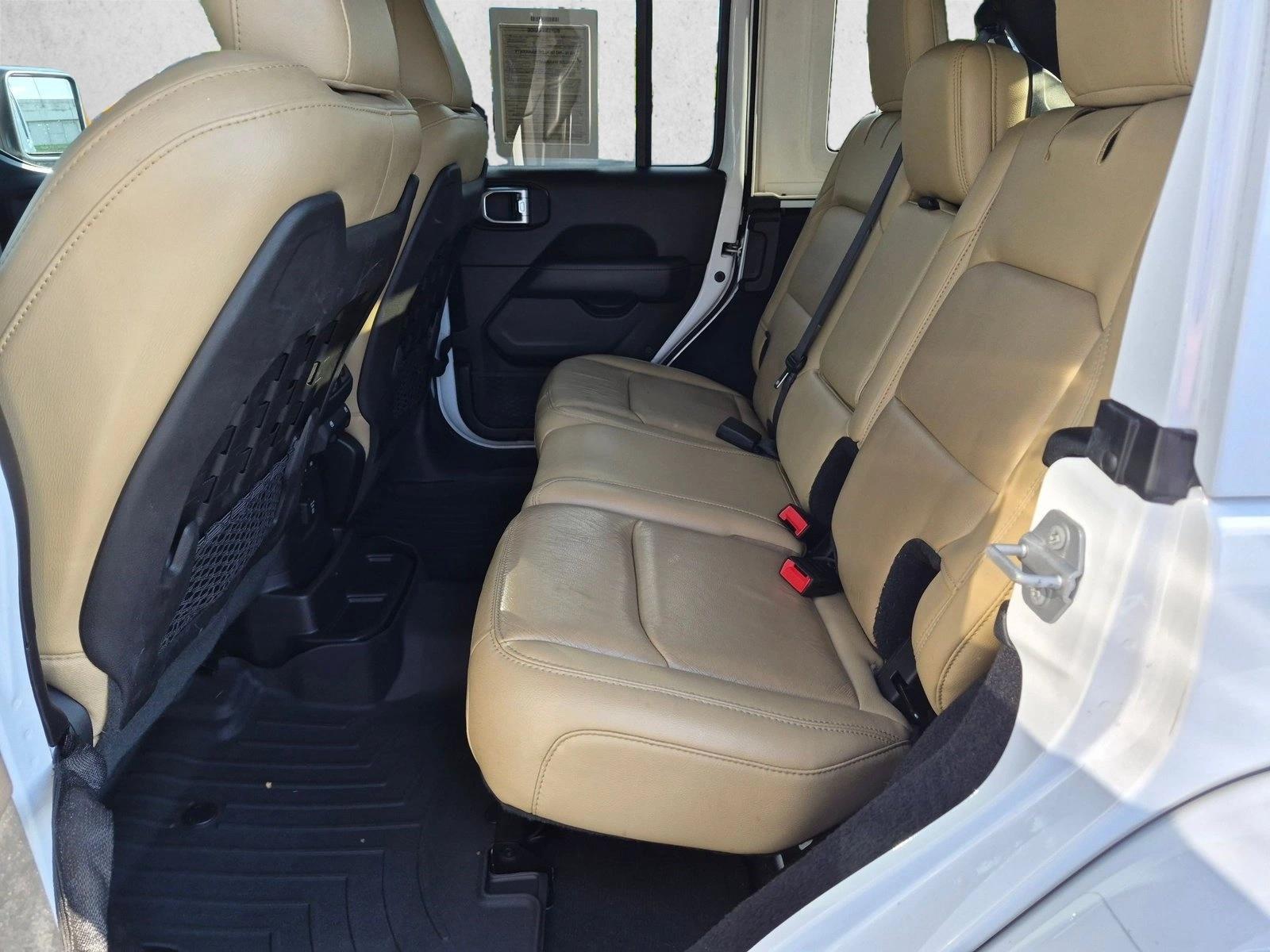 Used 2019 Bright White Clearcoat Jeep Rubicon image 16
