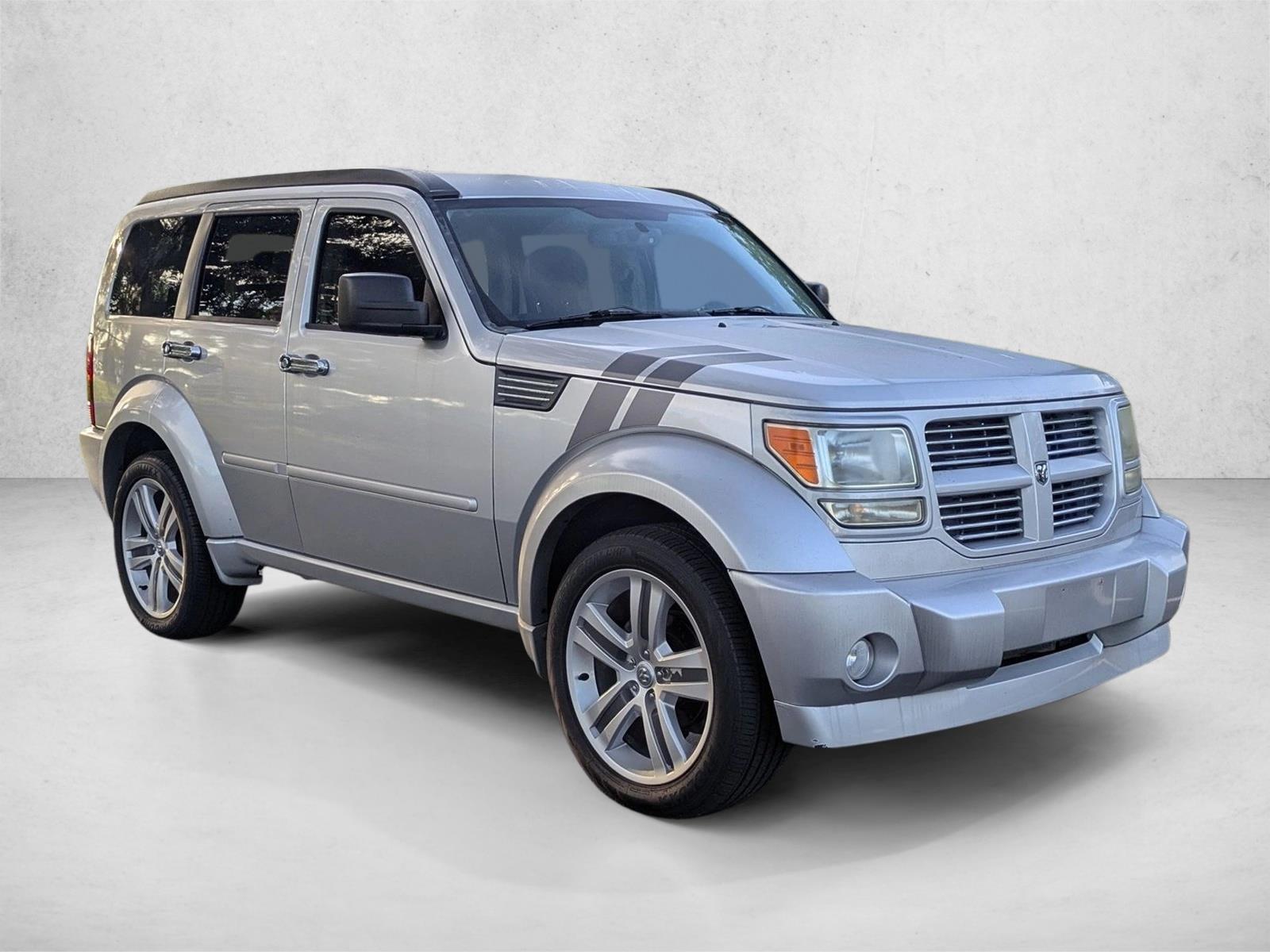 Used 2011 Bright Silver Metallic Dodge Heat image 2
