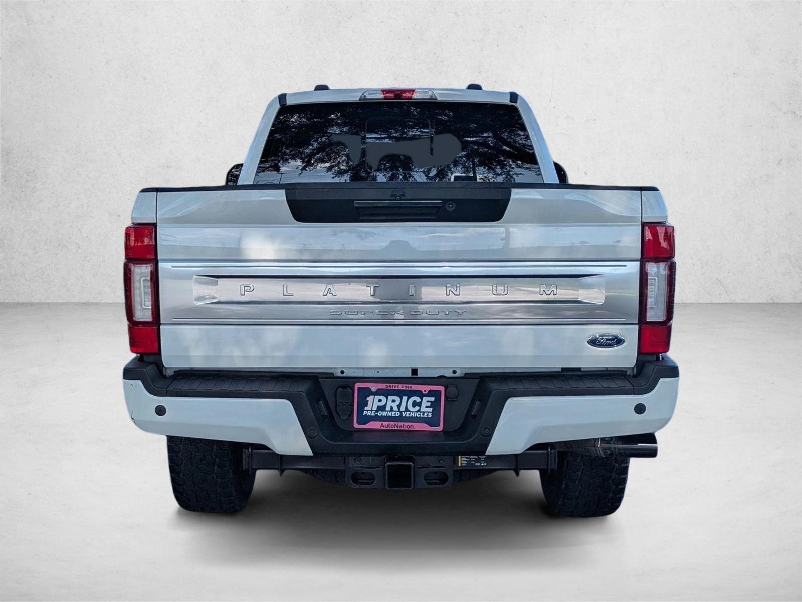Used 2022 Star White Metallic Tri-Coat Ford Platinum image 6