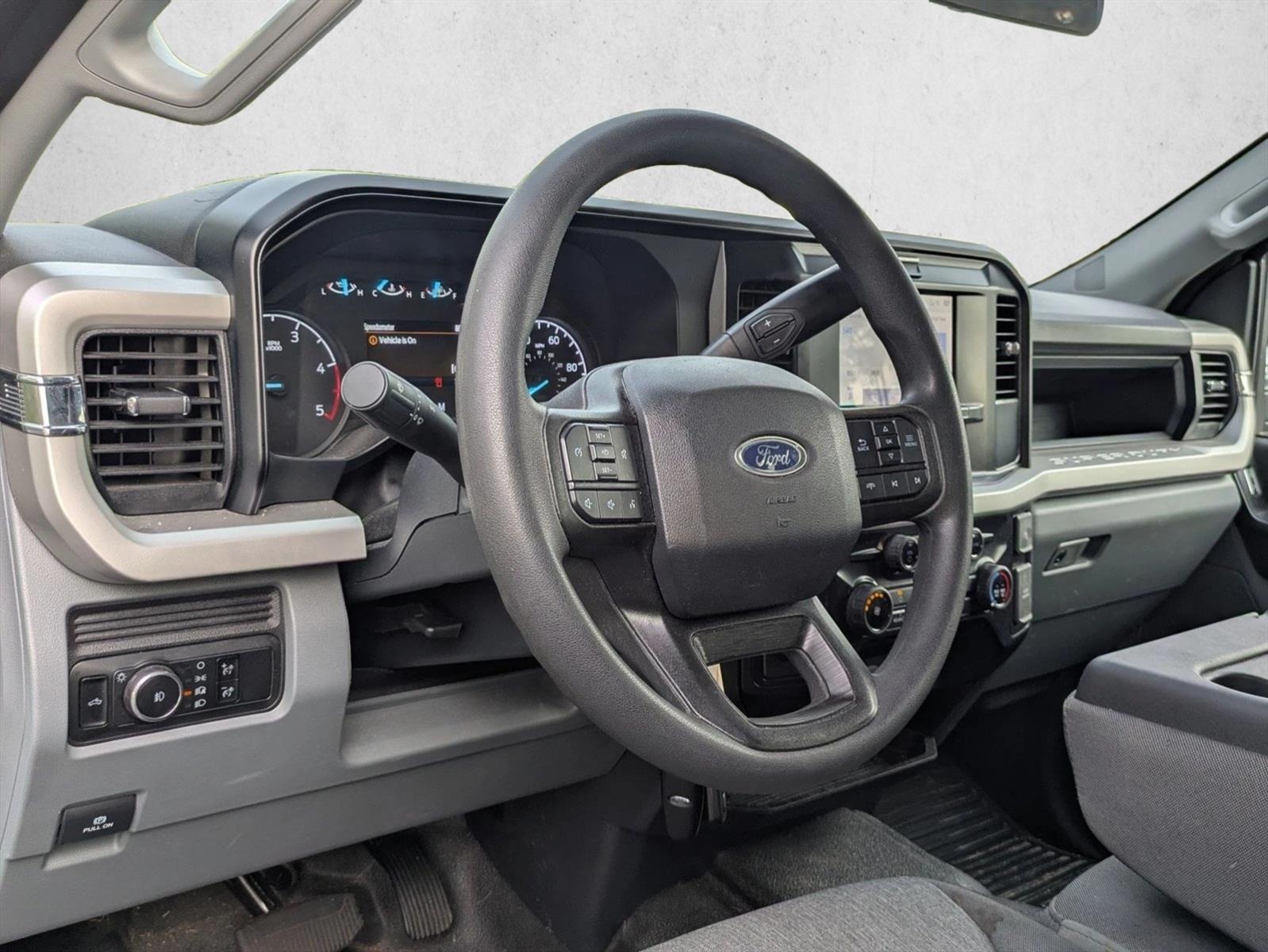 Used 2025 Avalanche Ford XL image 4