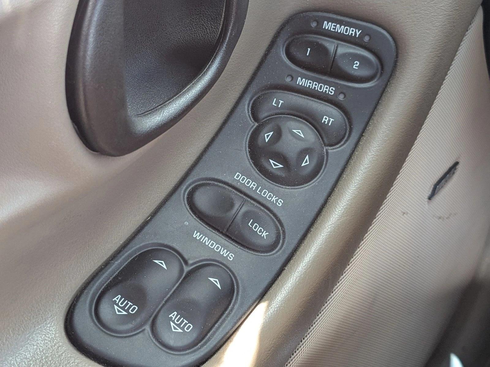 Used 2003 Maroon Chevrolet  image 14