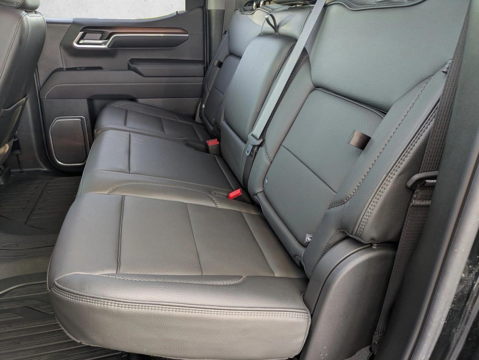 Used 2026 Onyx Black GMC Denali image 18