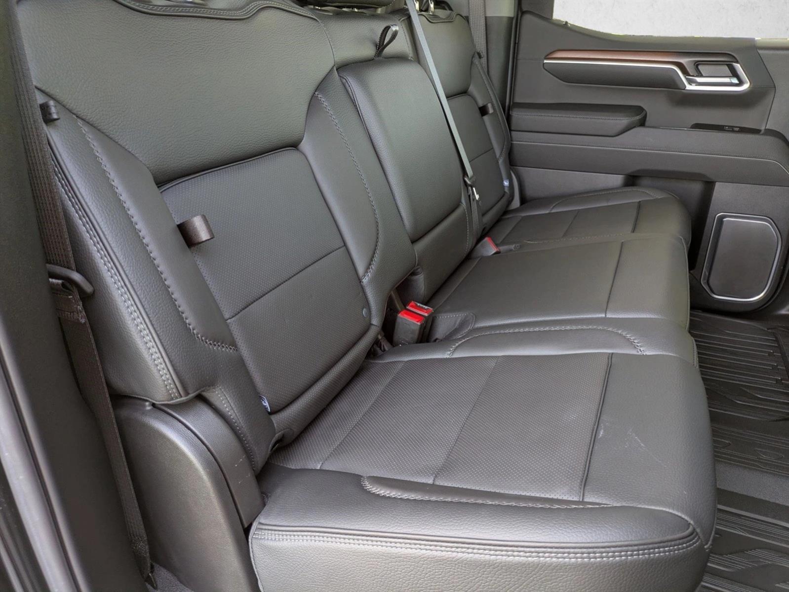 Used 2026 Onyx Black GMC Denali image 19