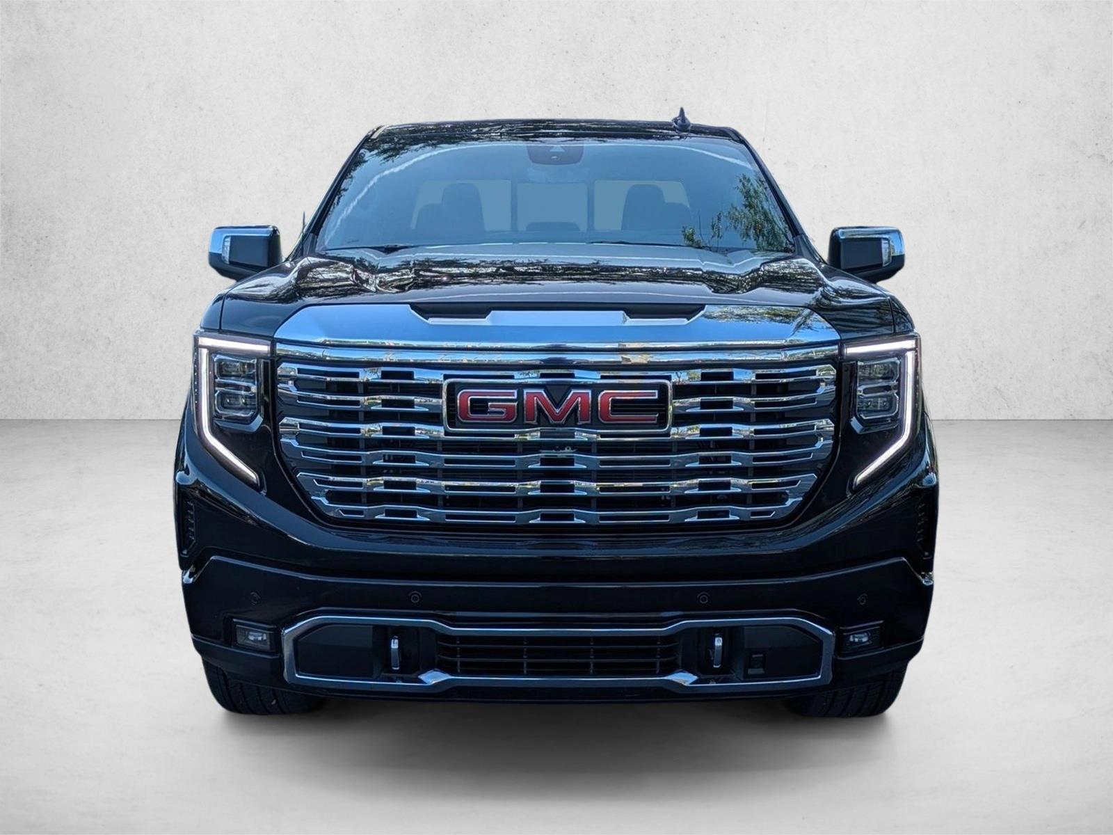 Used 2026 Onyx Black GMC Denali image 2