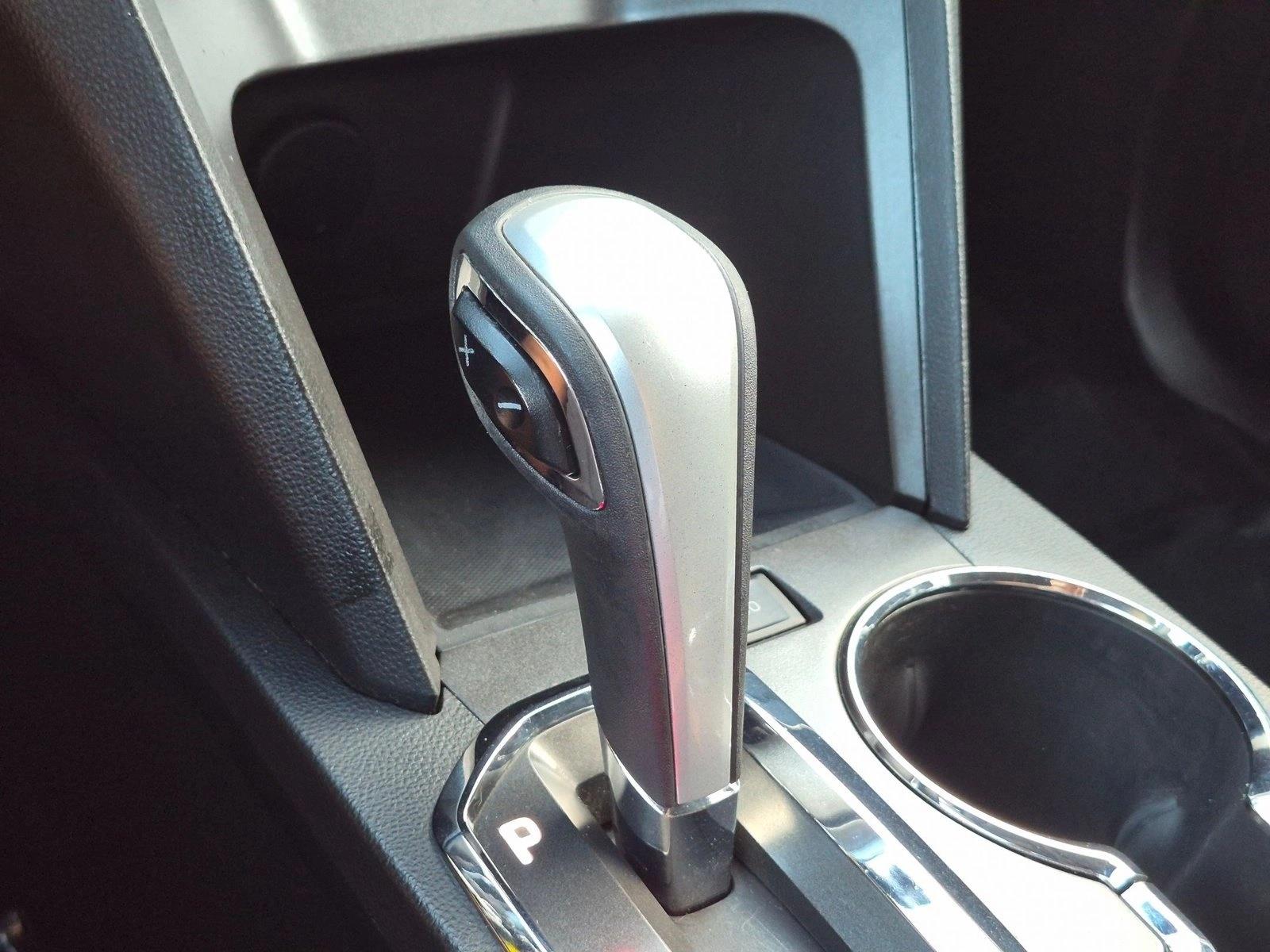 Used 2014 Silver Sky Metallic GMC SLE image 12