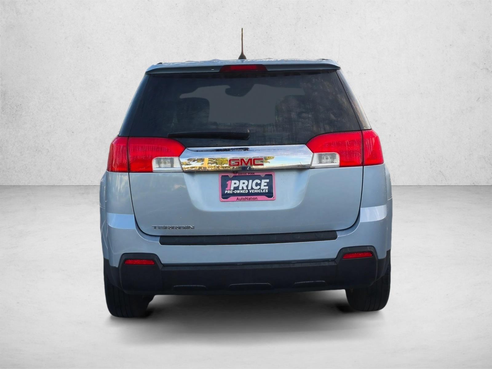 Used 2014 Silver Sky Metallic GMC SLE image 7