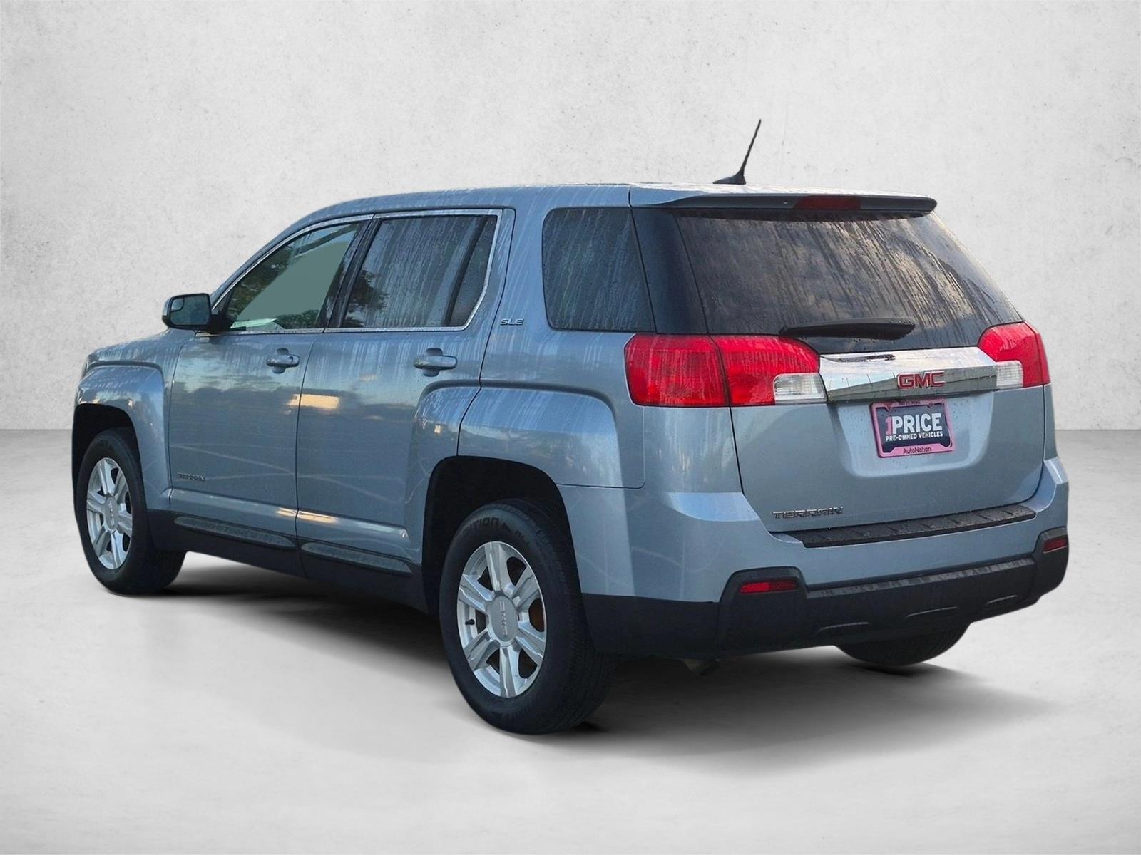 Used 2014 Silver Sky Metallic GMC SLE image 8