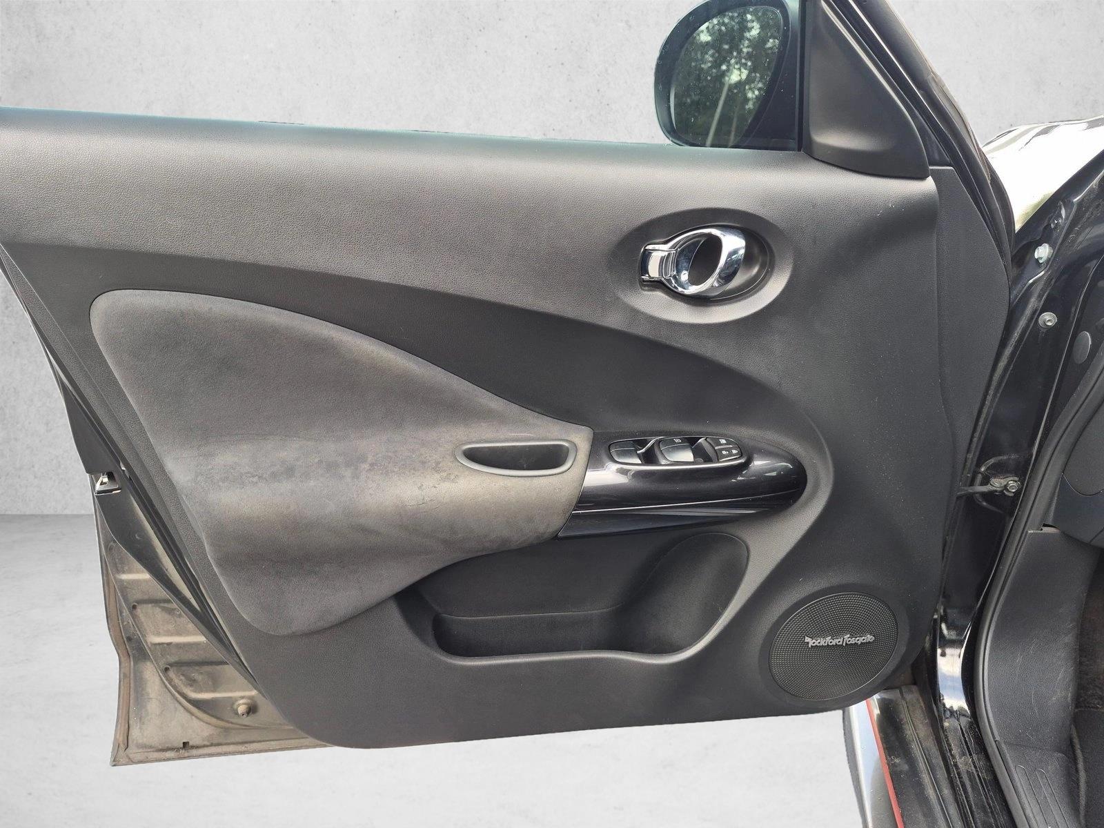Used 2014 Sapphire Black Nissan NISMO image 10
