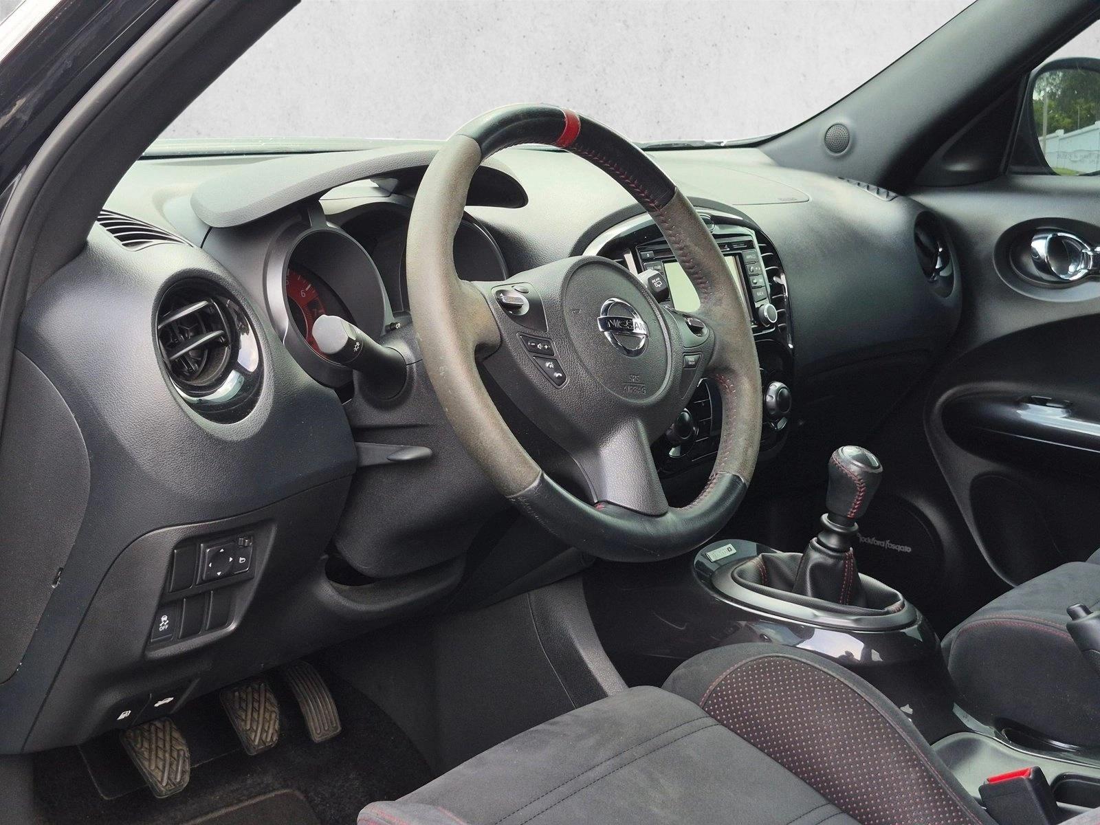 Used 2014 Sapphire Black Nissan NISMO image 2
