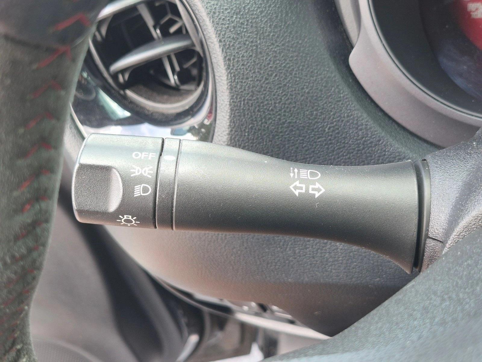 Used 2014 Sapphire Black Nissan NISMO image 4