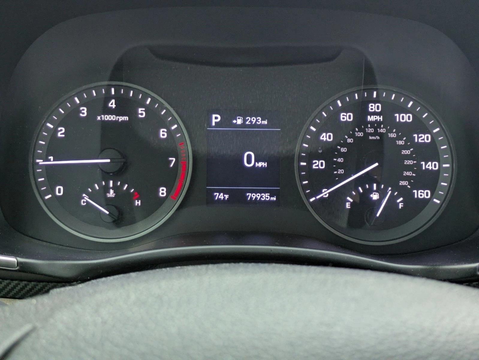 Used 2020 Gemstone Red Hyundai Value image 4