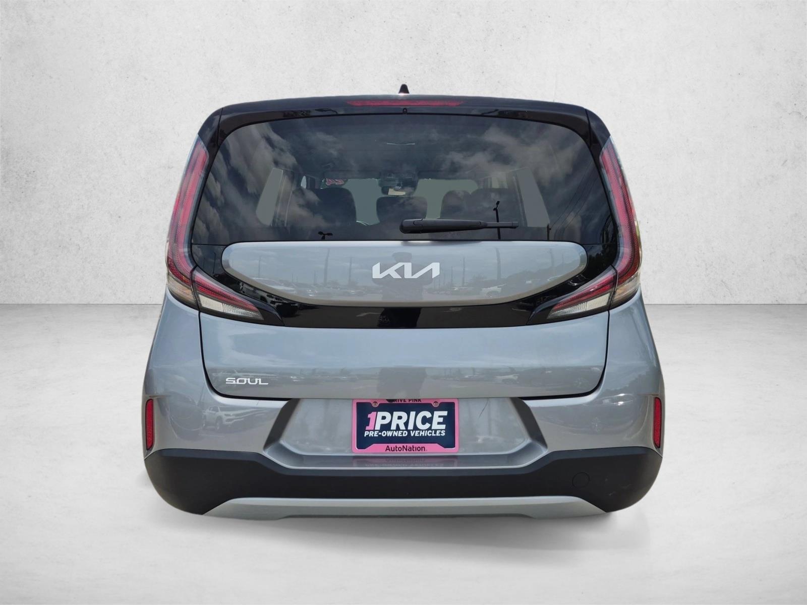 Used 2024 Steel Gray Kia LX image 7