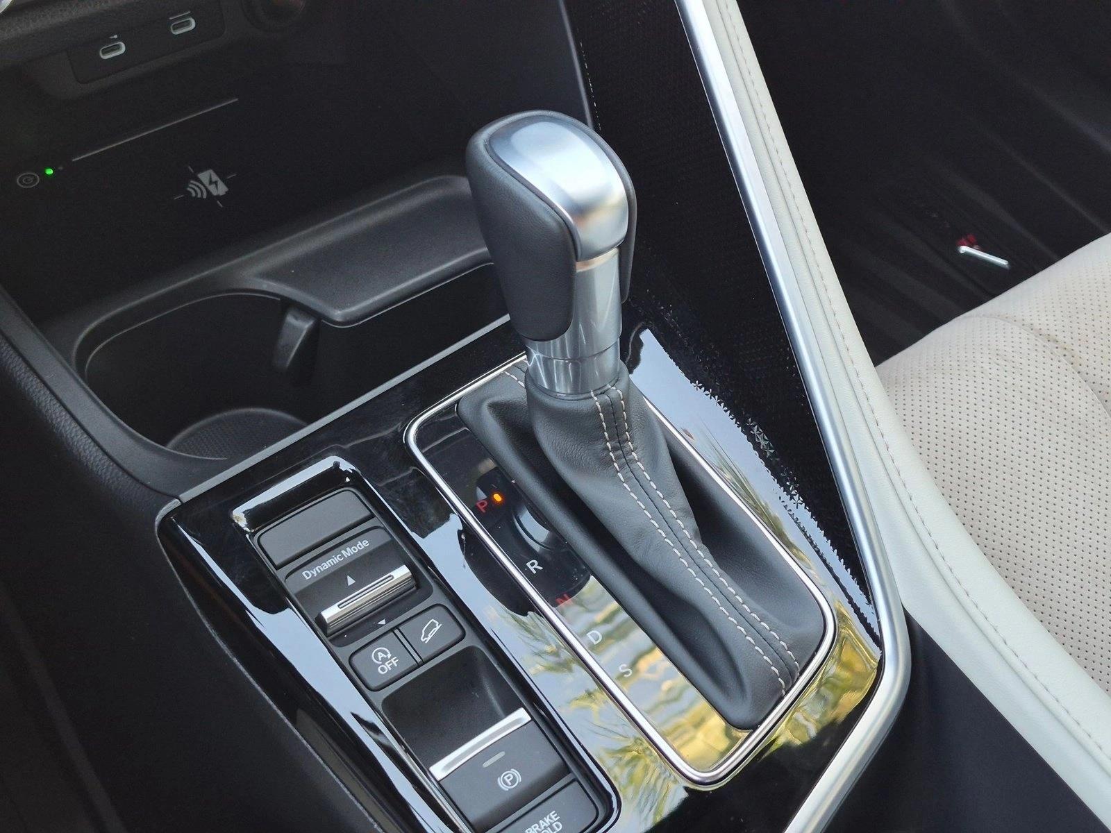 Used 2025 Platinum White Pea Acura w/A-Spec Package image 12