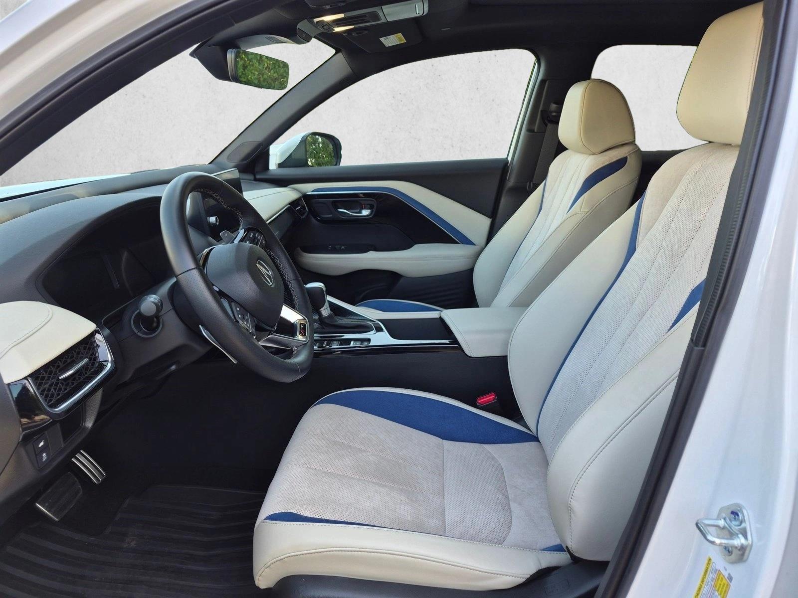 Used 2025 Platinum White Pea Acura w/A-Spec Package image 15
