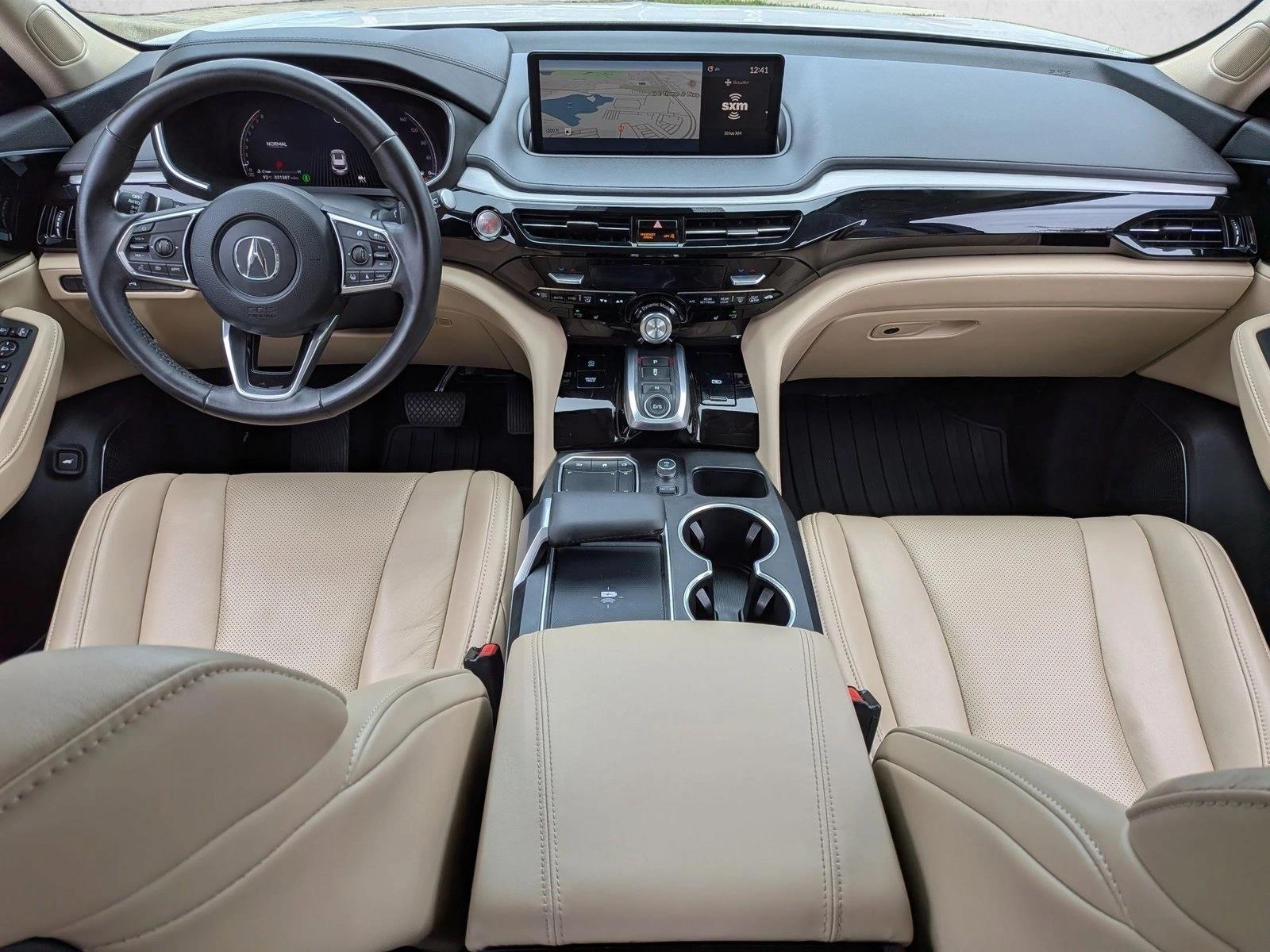Used 2023 Platinum White Pea Acura w/Technology Package image 16