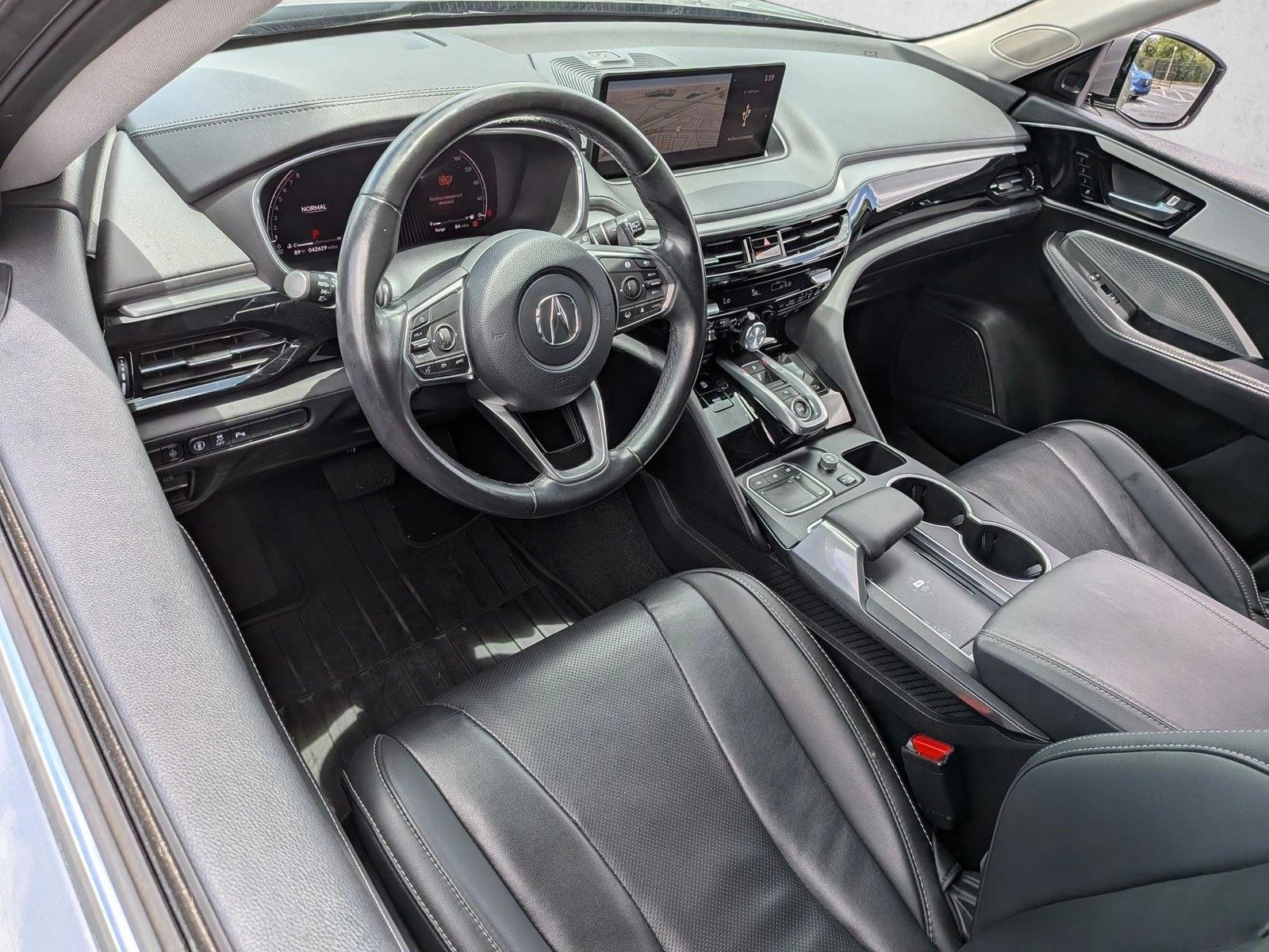Used 2024 Liquid Carbon Acura w/Technology Package image 10