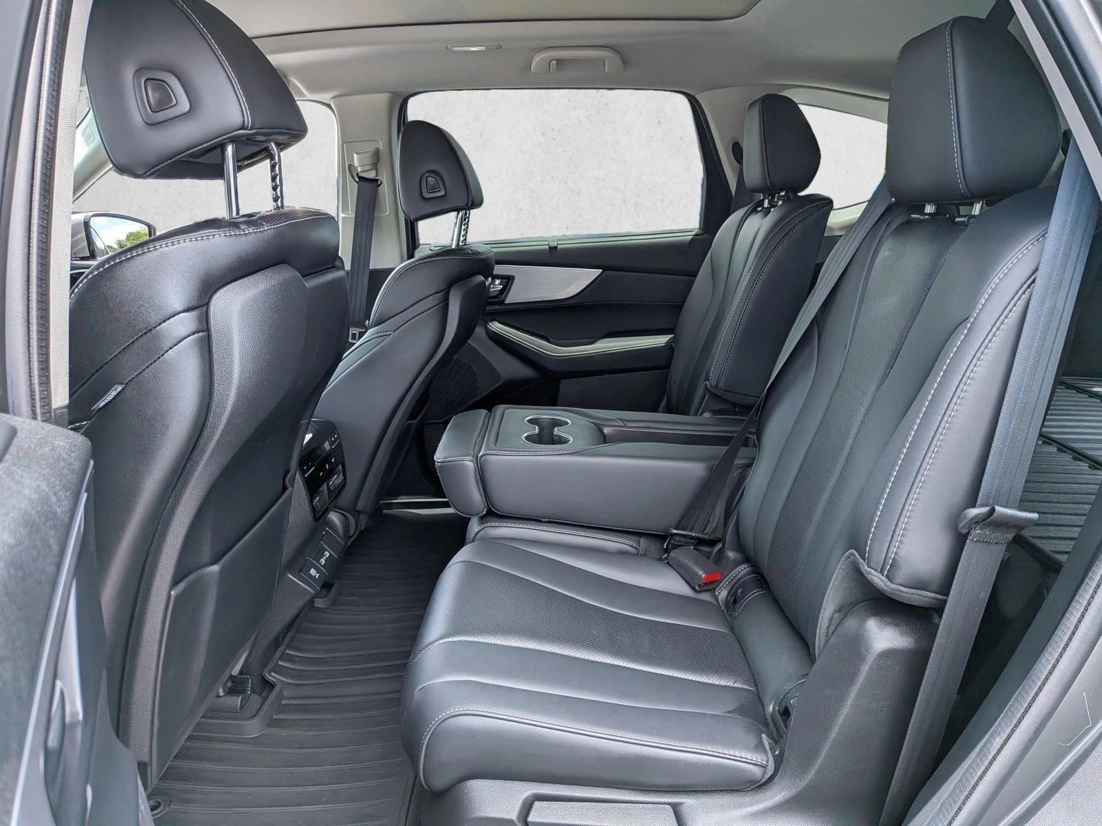 Used 2024 Liquid Carbon Acura w/Technology Package image 17